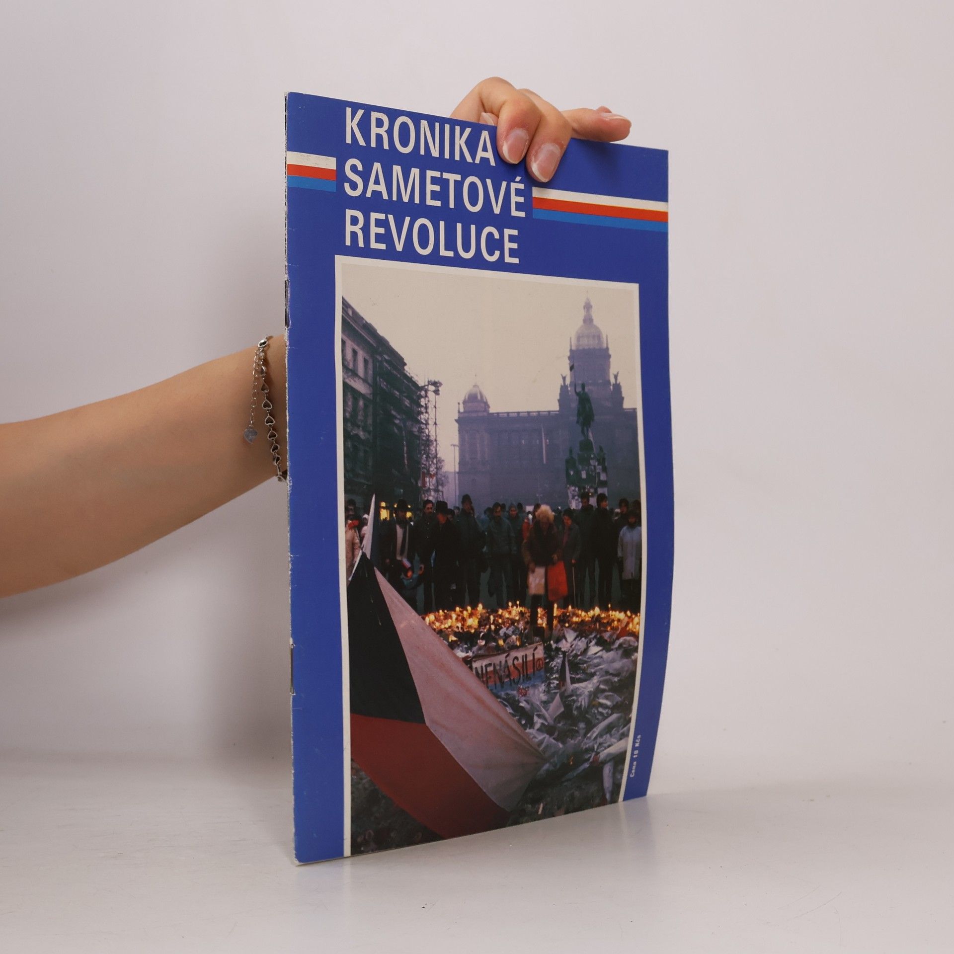 Various authors Kronika sametové revoluce