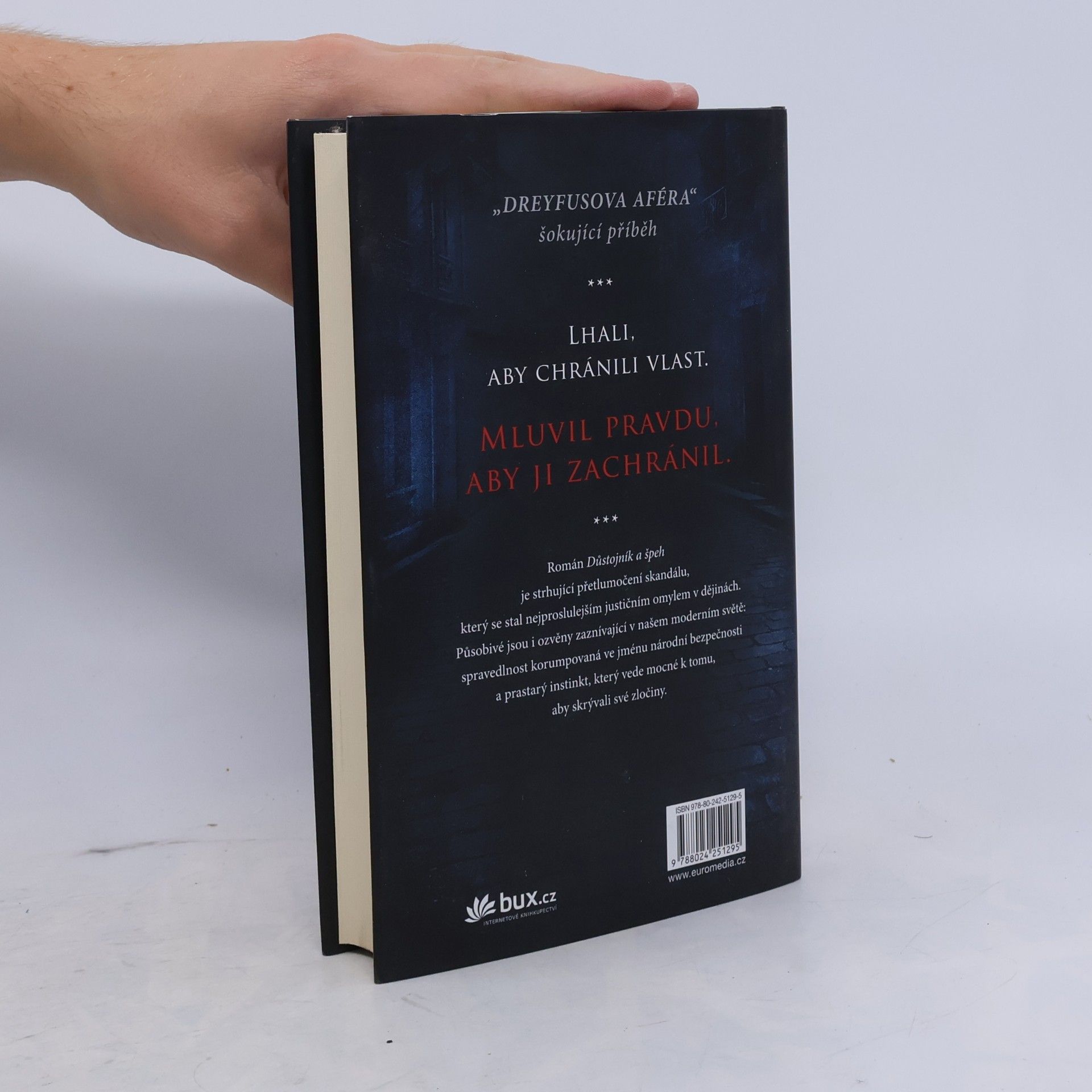 Robert Harris Důstojník a špeh