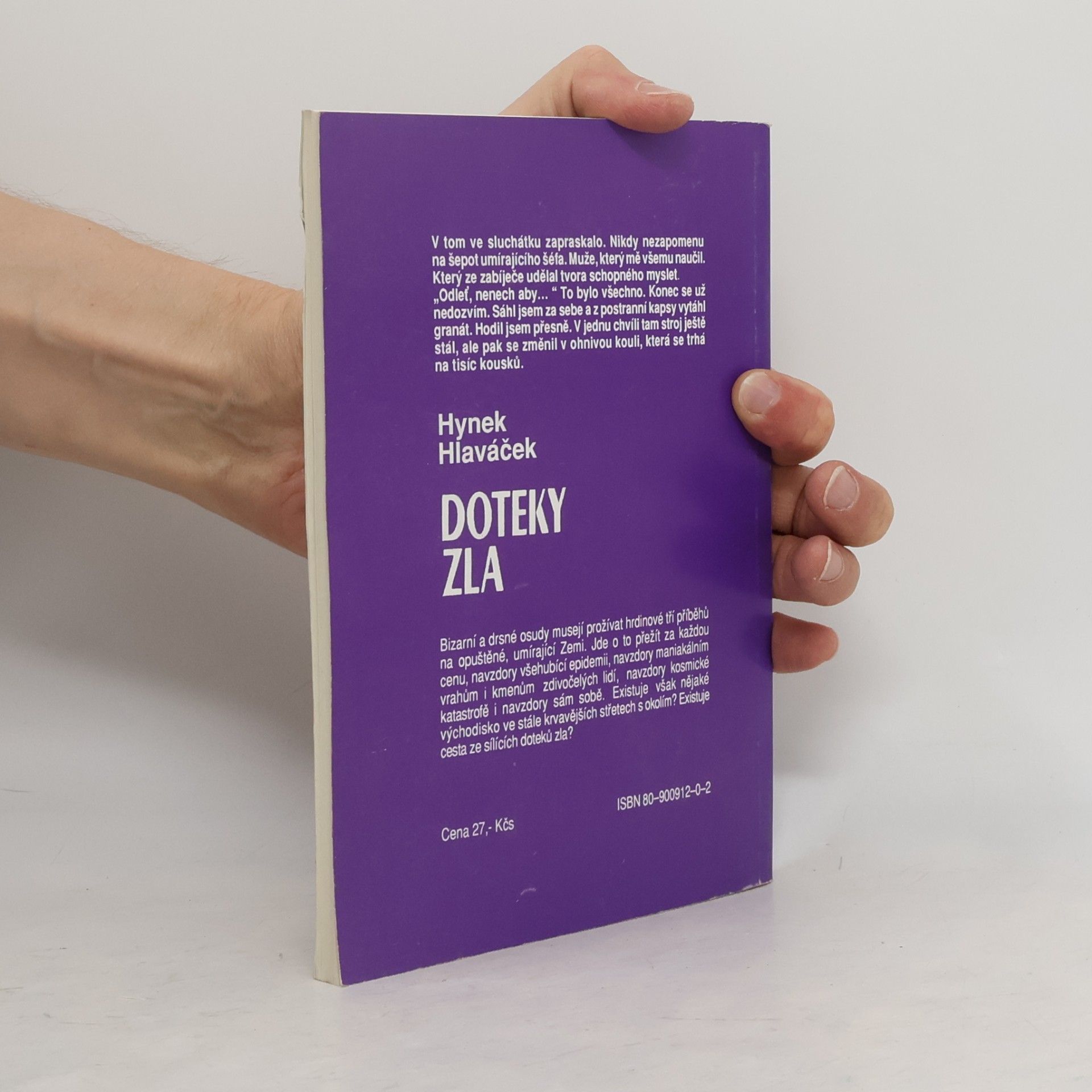 Hynek Hlaváček Doteky zla : Science fiction