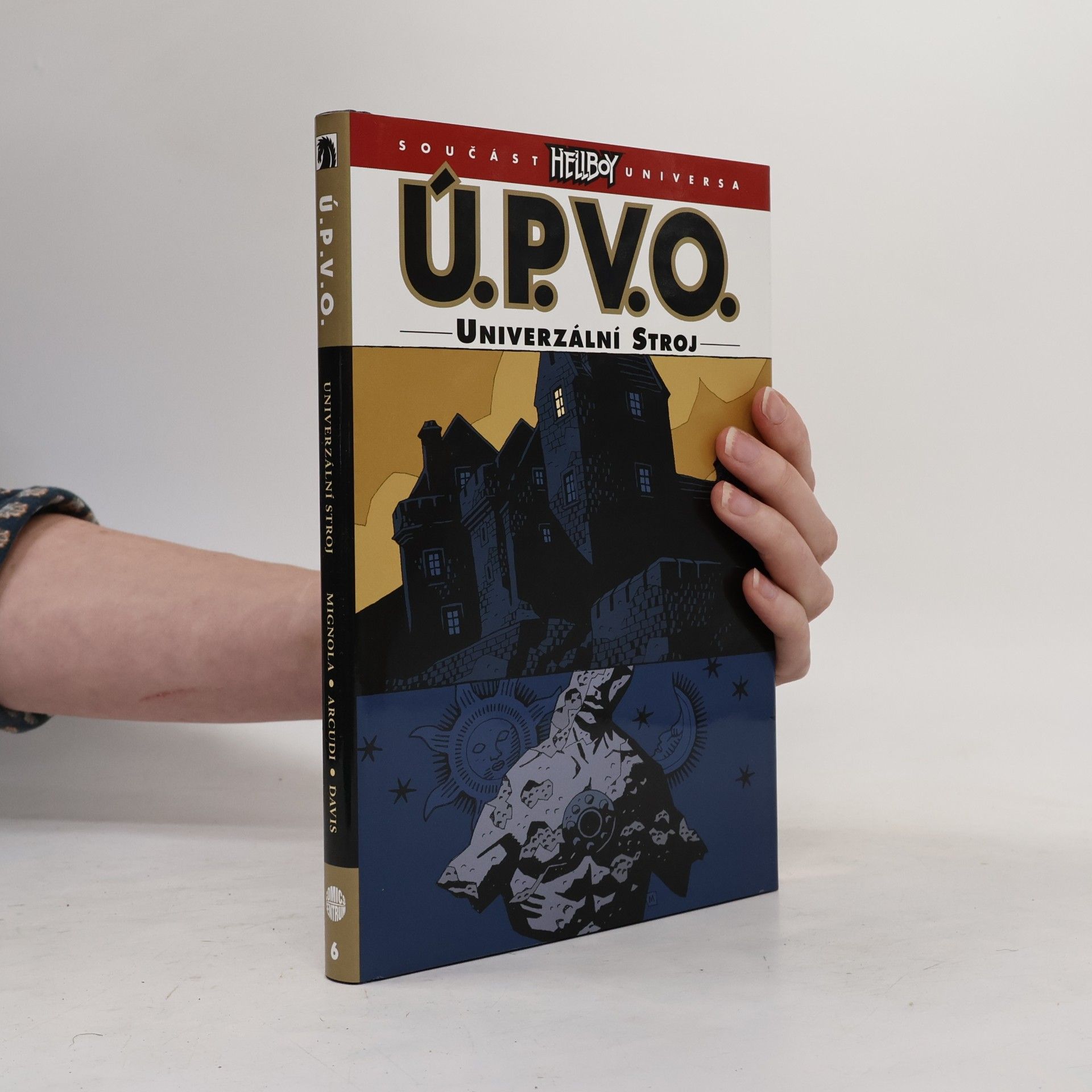Mike Mignola Univerzální stroj