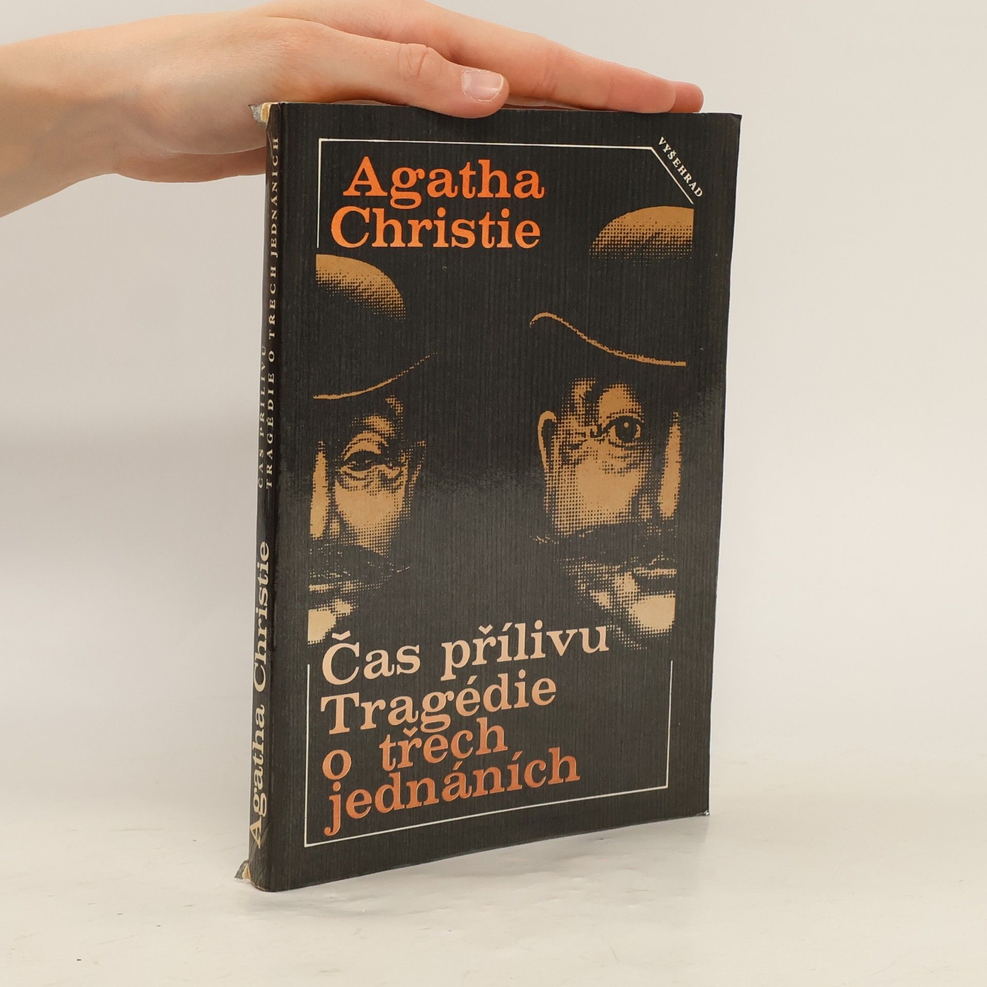 Agatha Christie Čas přílivu. Tragédie o třech jednáních