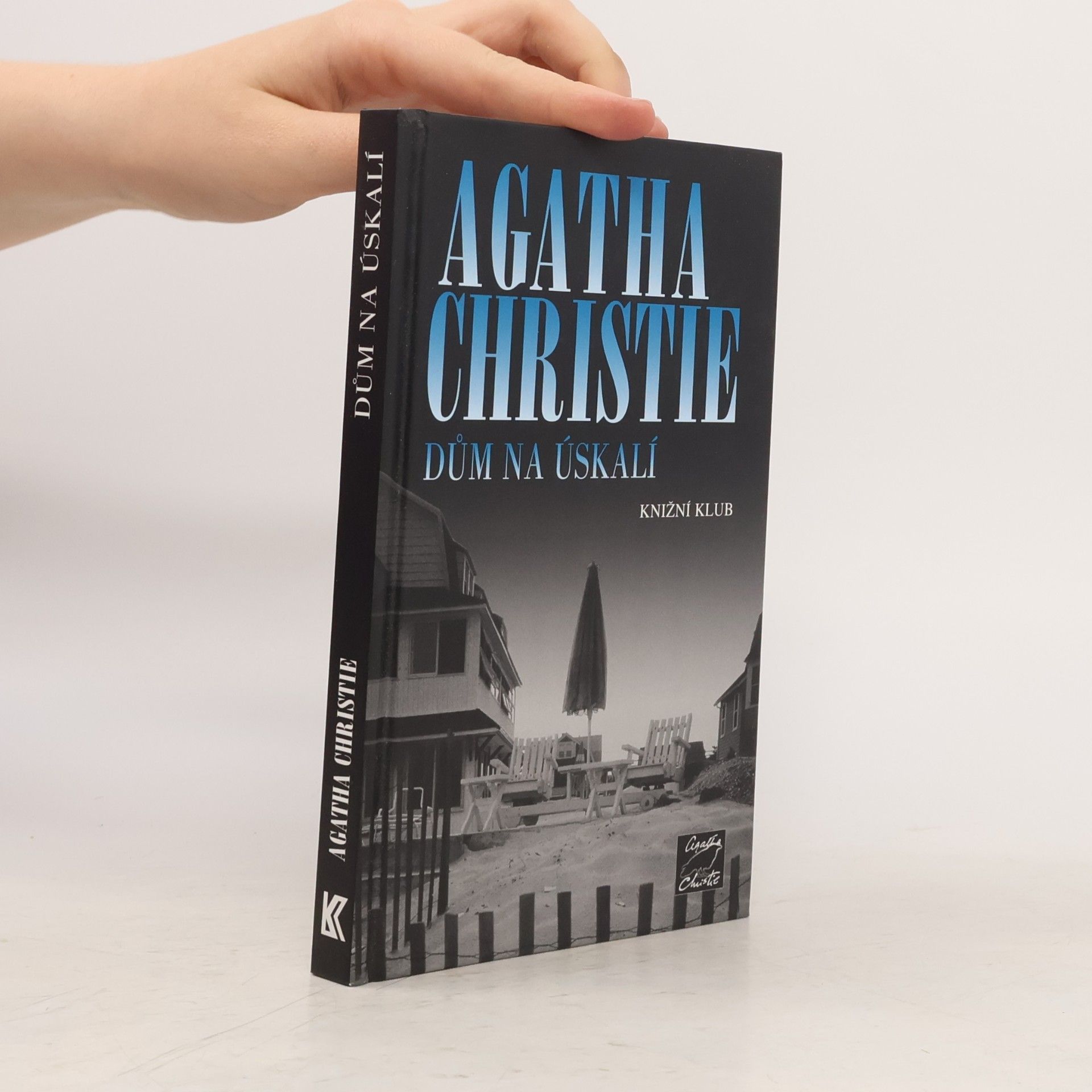 Agatha Christie Dům na úskalí