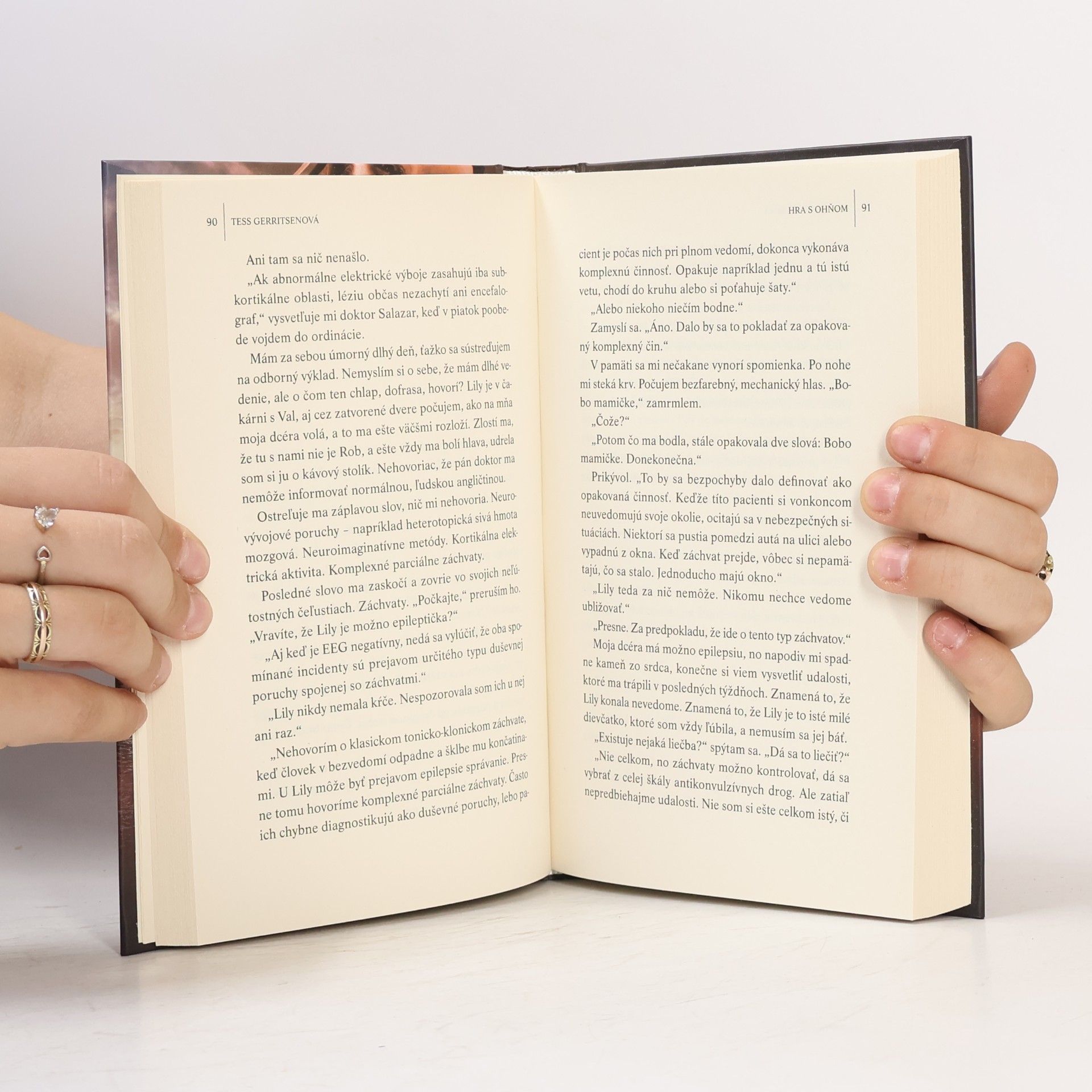 Tess Gerritsen Hra s ohňom