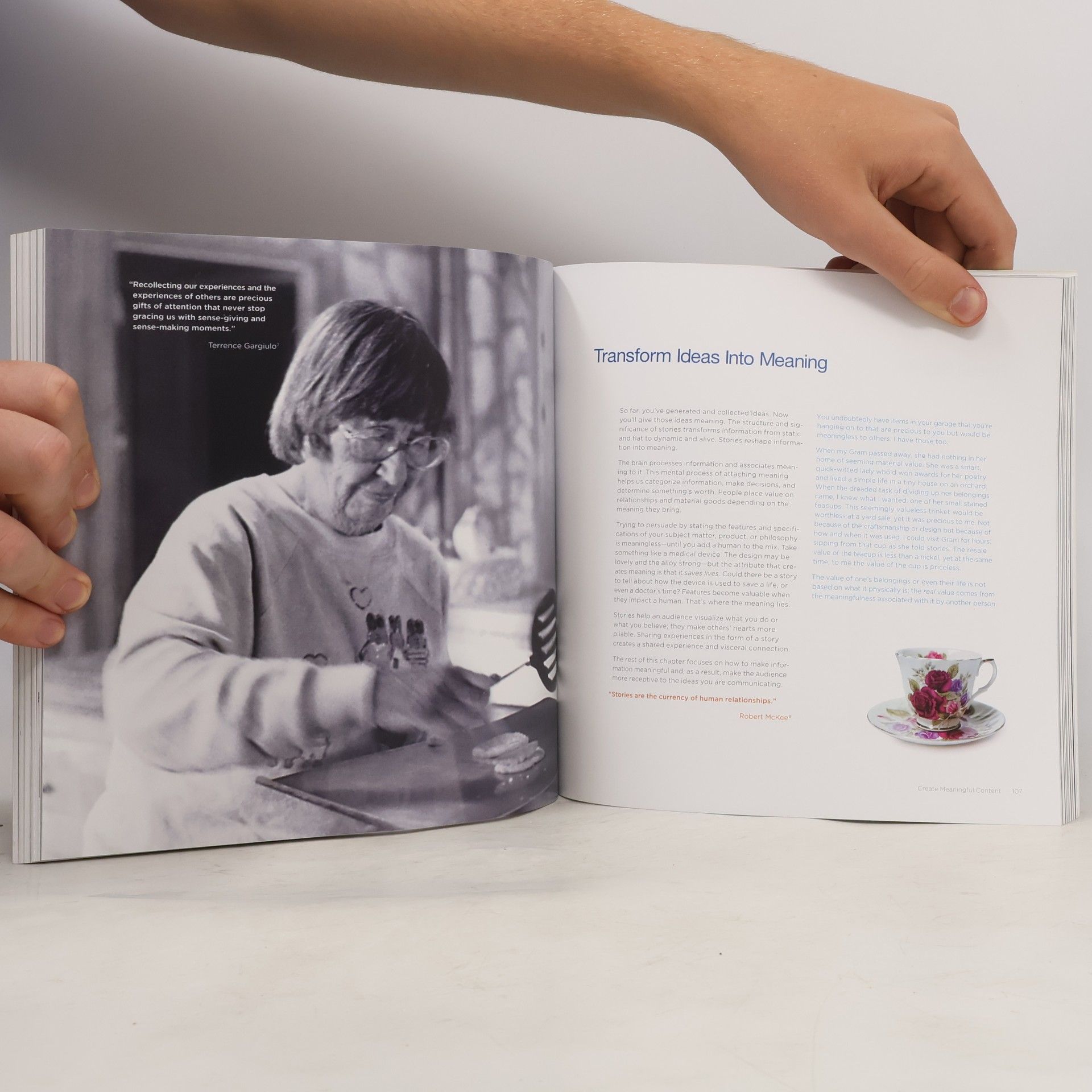 Nancy Duarte Resonate: present visual stories that transform audiences
