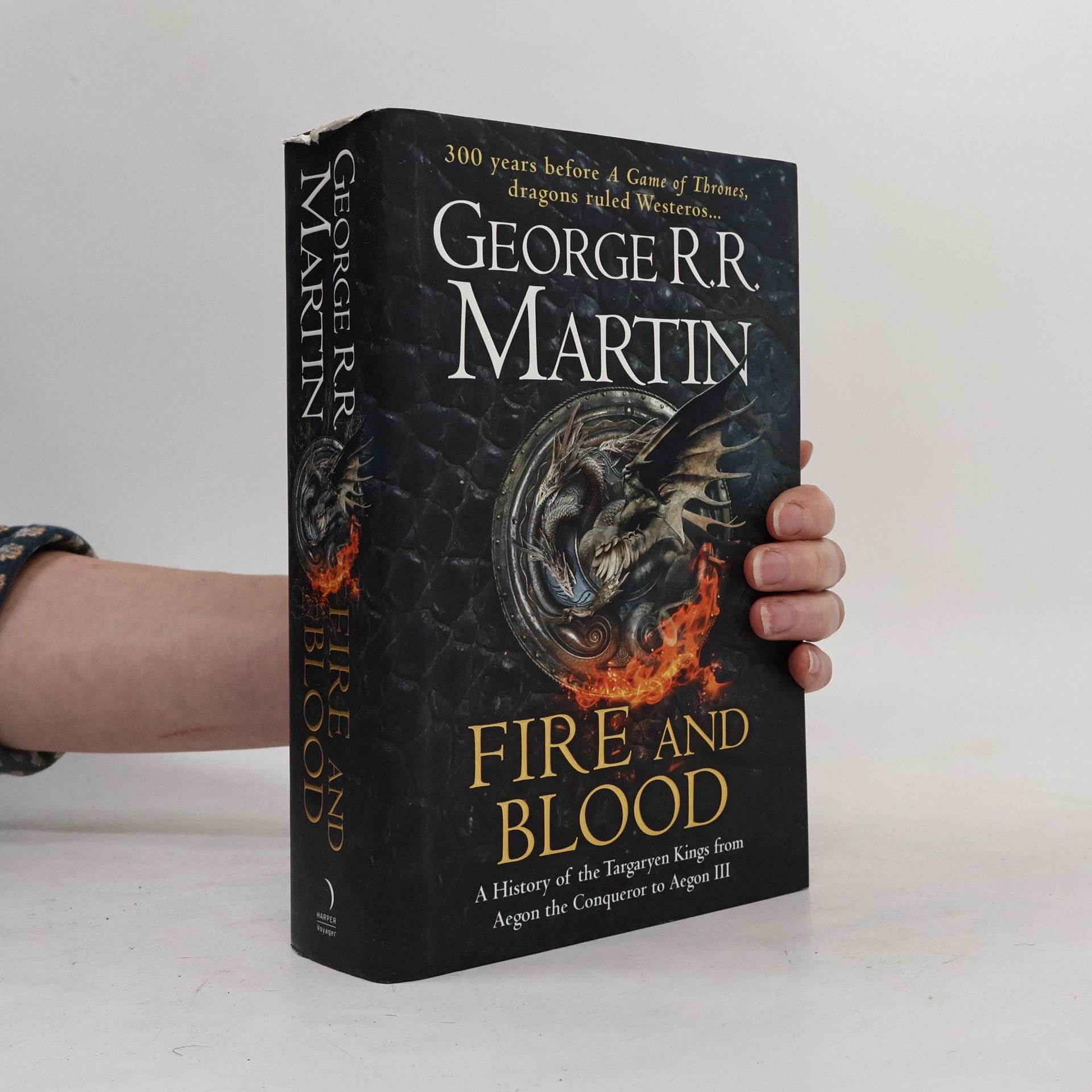 George R. R. Martin Fire & blood