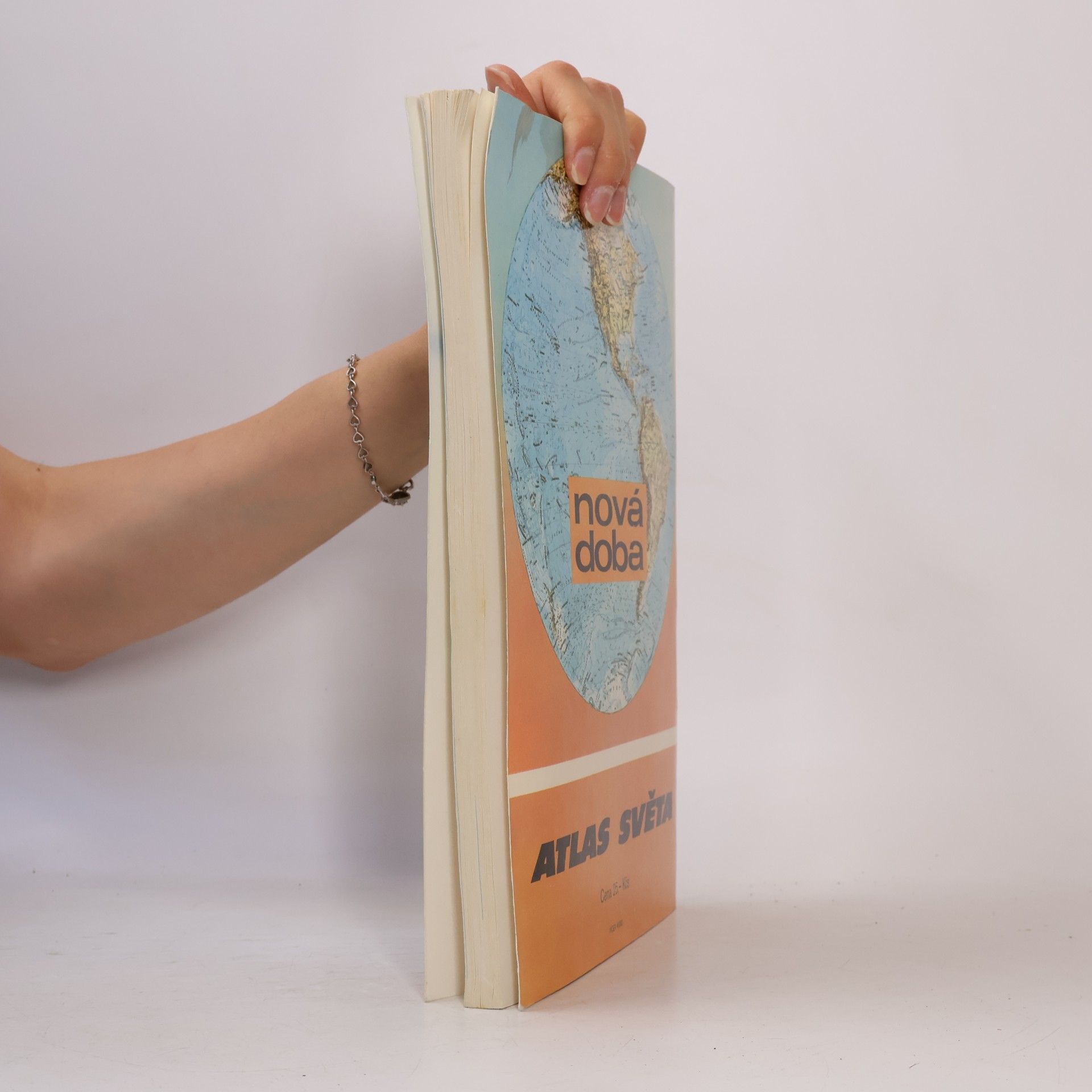 Autorenkollektiv Atlas světa. Nová doba
