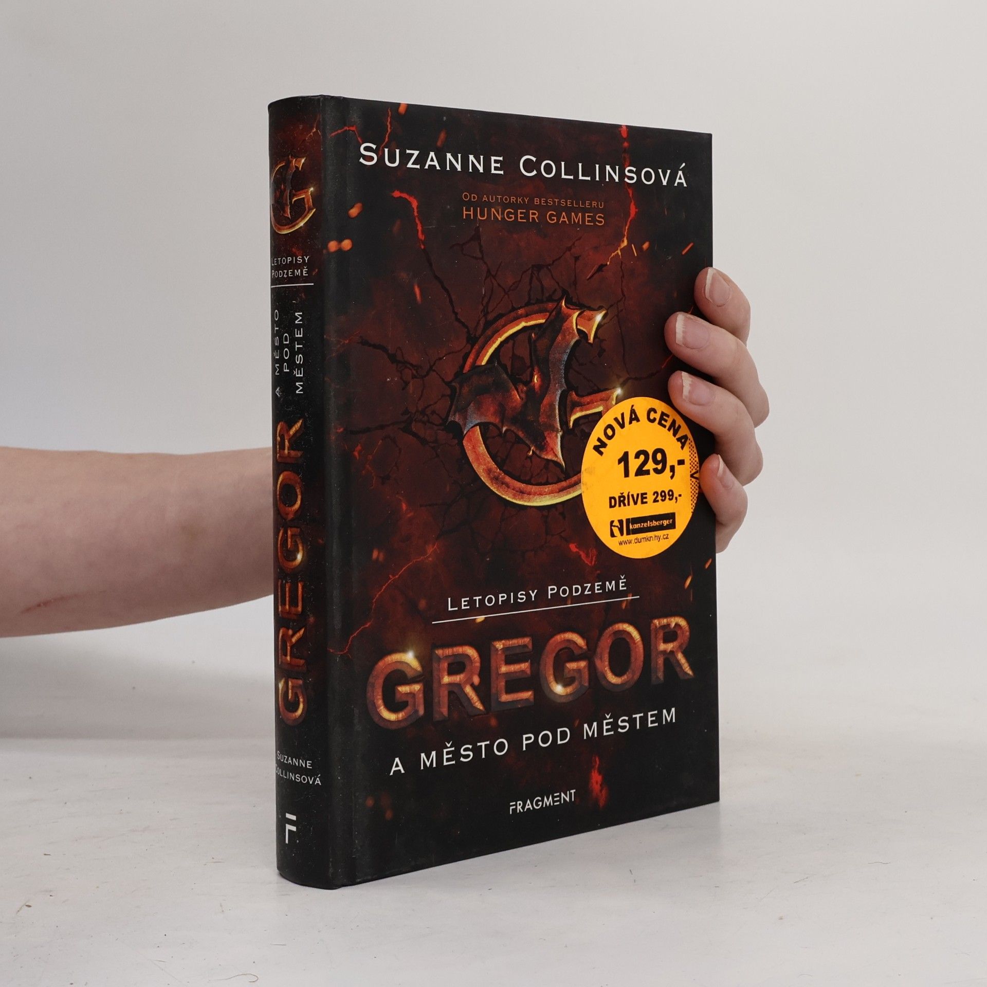 Suzanne Collins Letopisy Podzemě. Gregor a město pod městem
