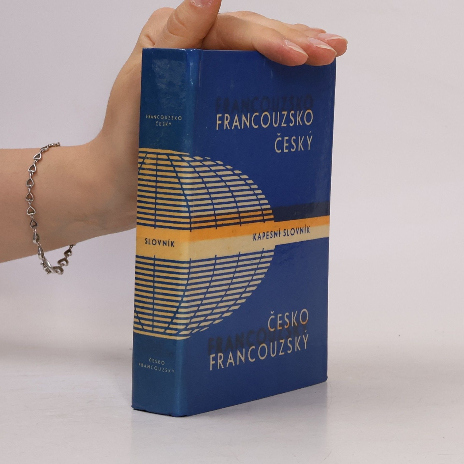 Věra Stauchová Francouzsko-český a česko-francouzský kapesní slovník