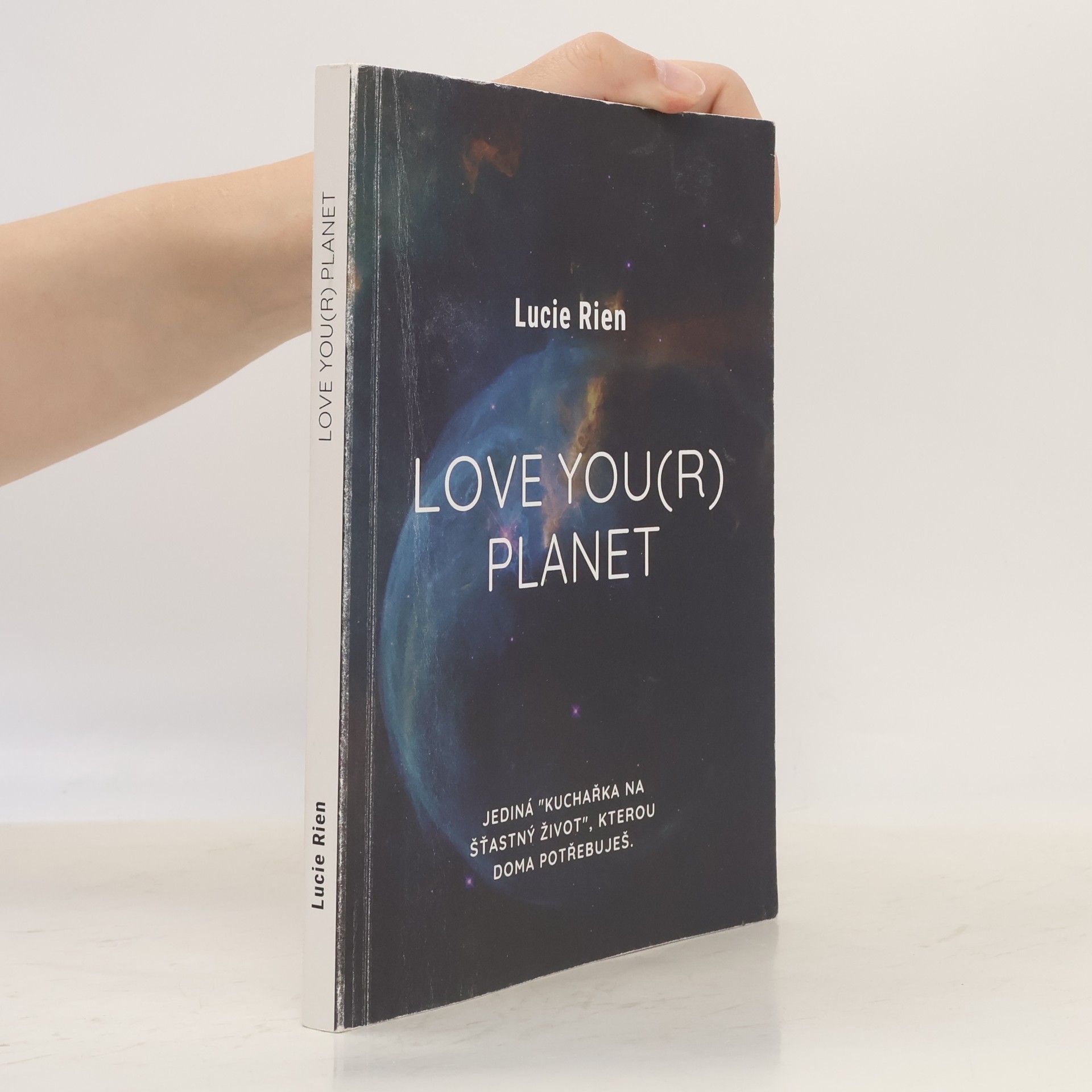Lucie Rien Love You(r) Planet
