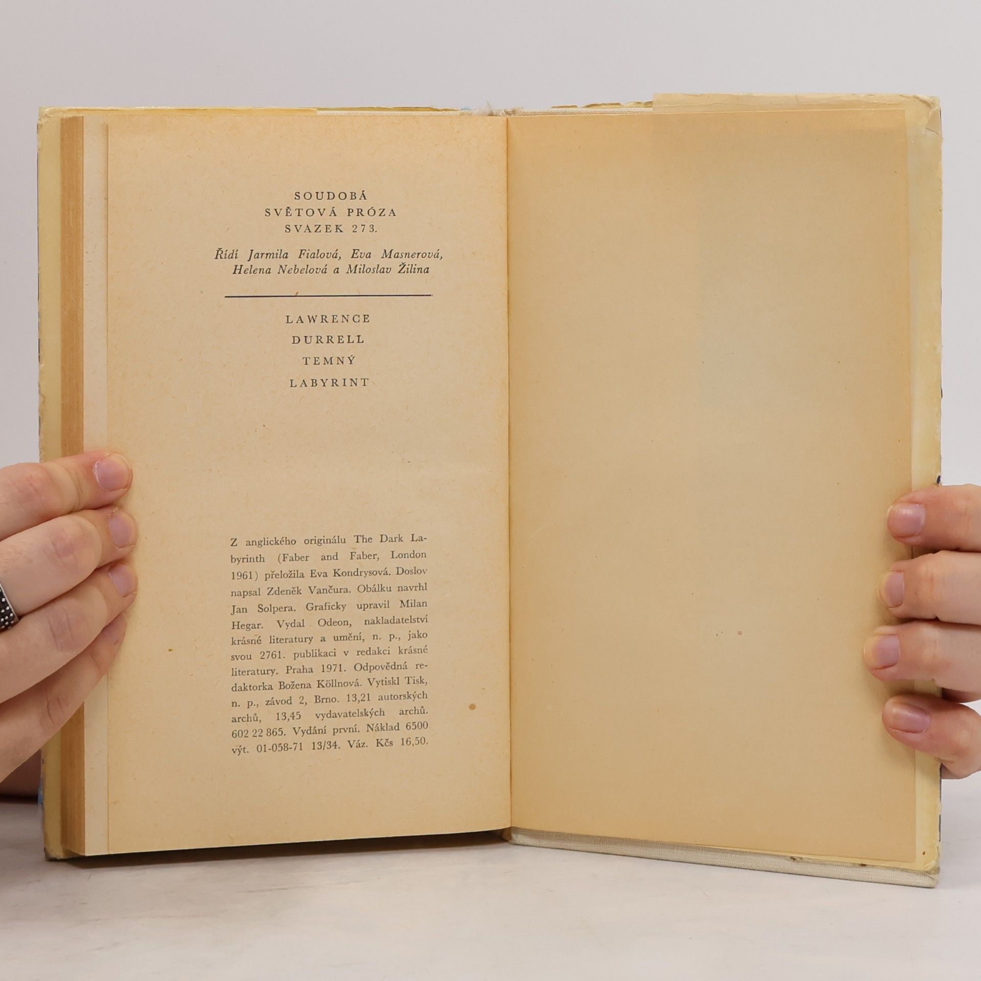 Lawrence Durrell Temný labyrint