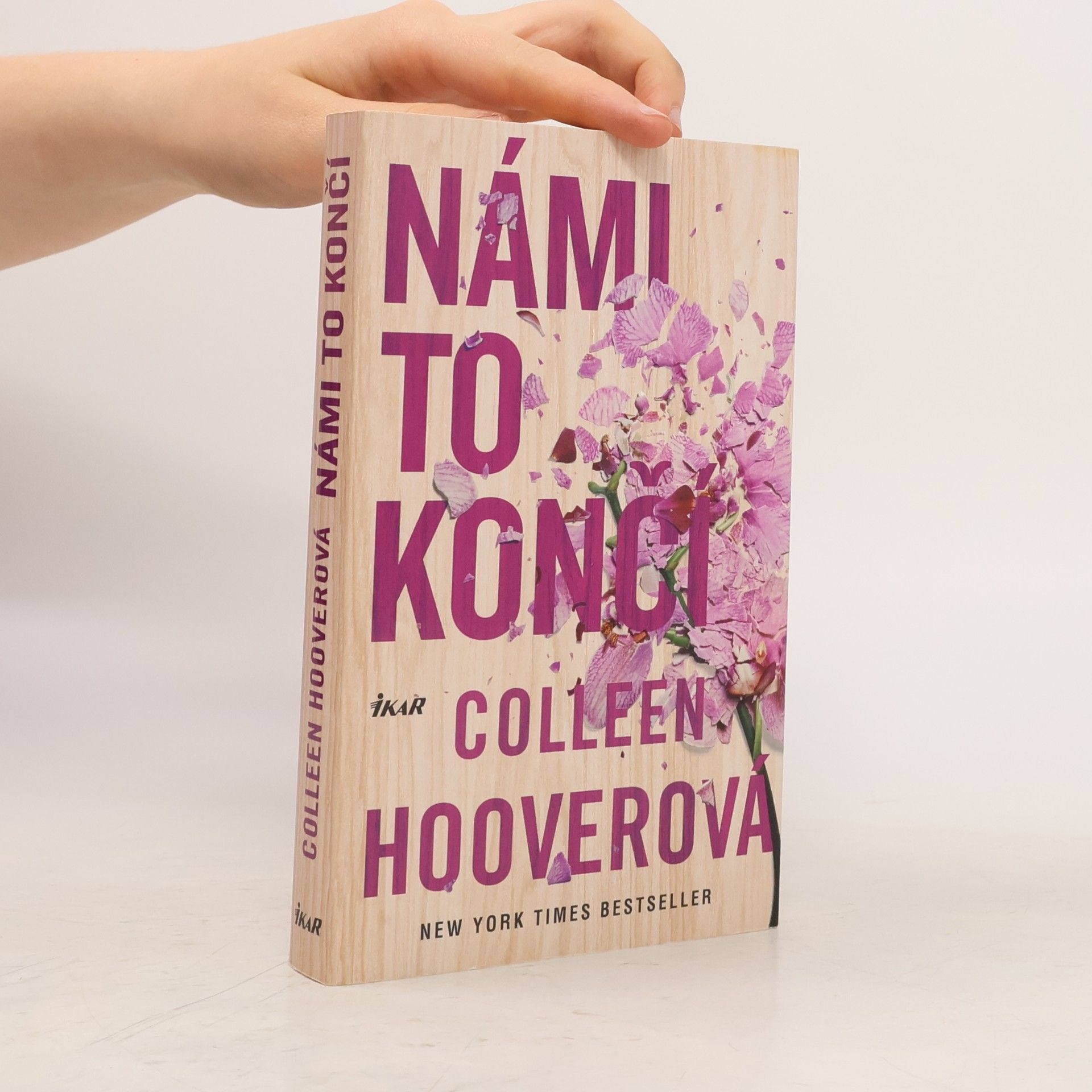 Colleen Hoover Námi to končí