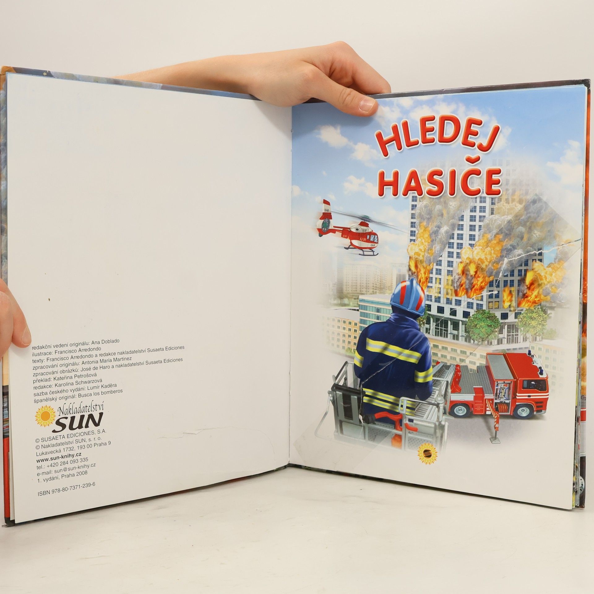 Francisco Arredondo Hledej hasiče