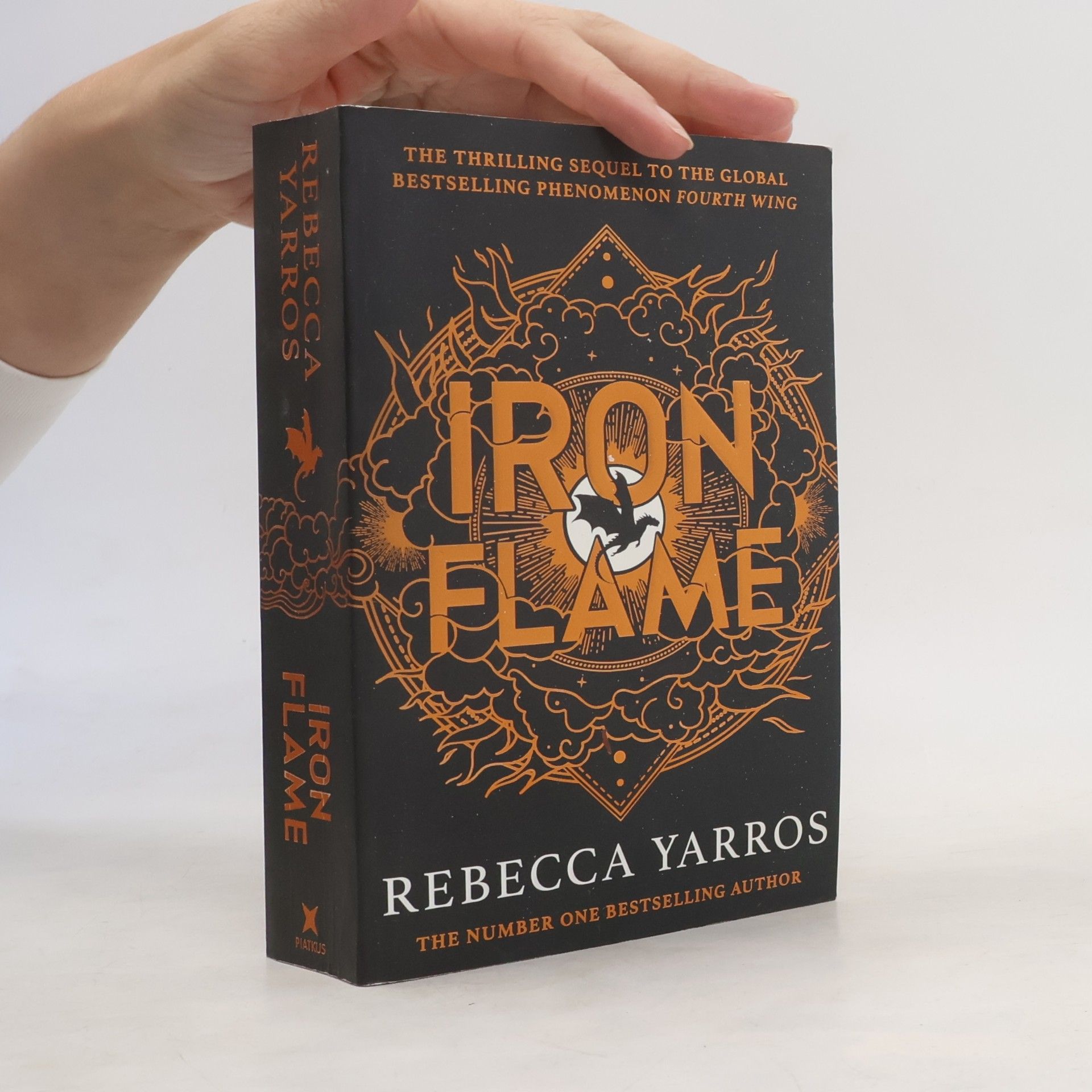 Rebecca Yarros Iron Flame