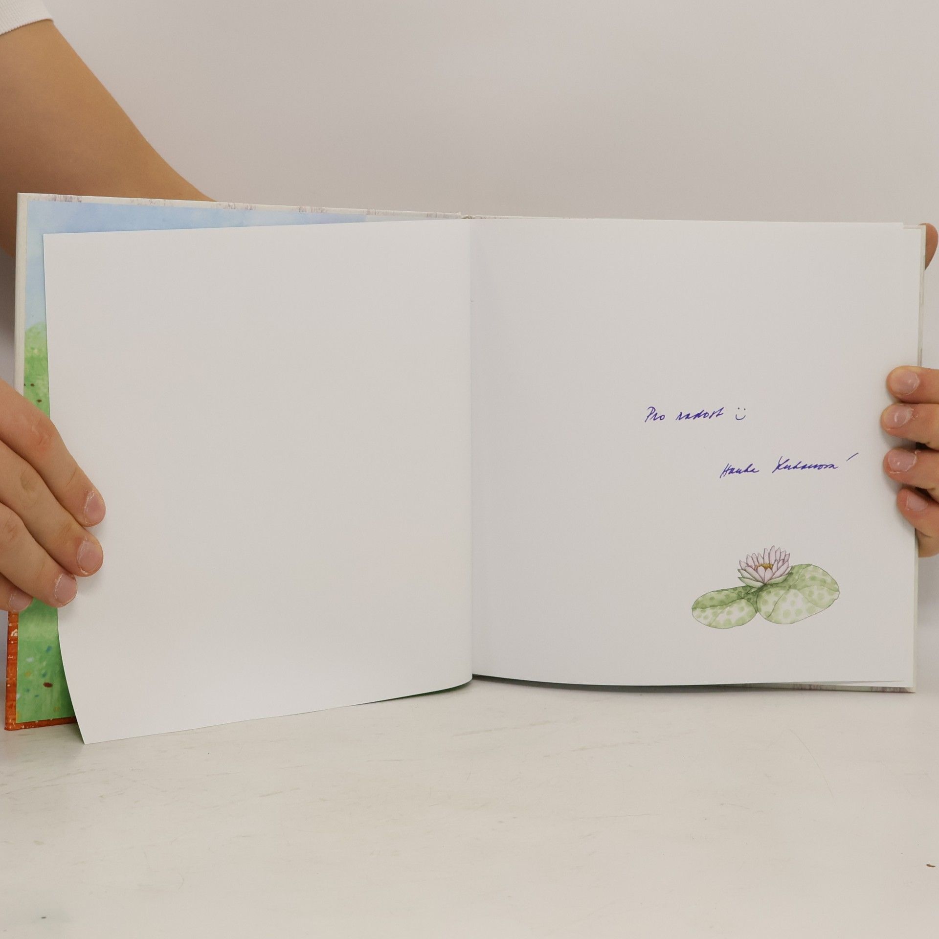 Hanka Luhanová Lali cvičí jógu