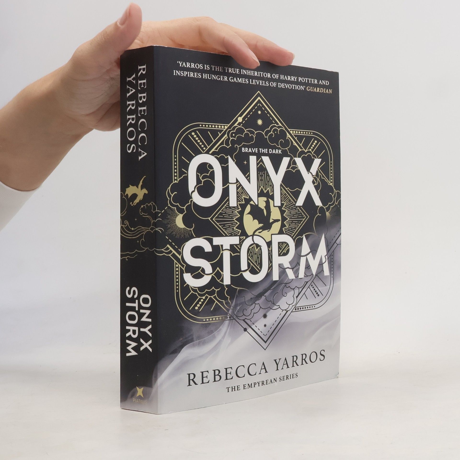 Rebecca Yarros Onyx Storm