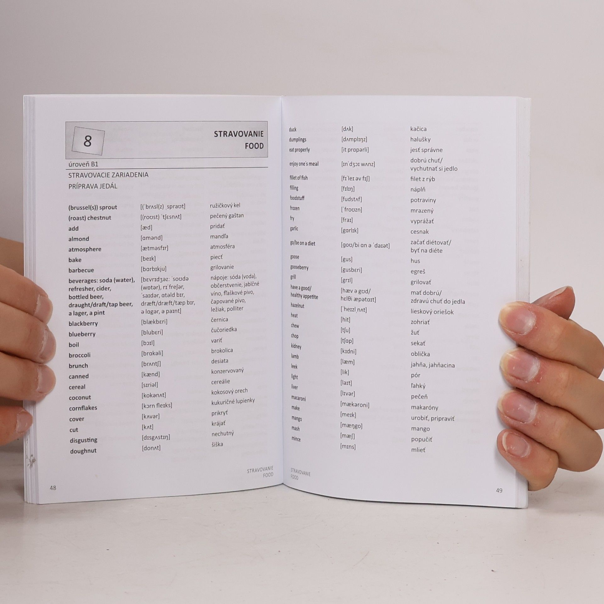 Collectif d'auteurs Anglicko-slovenský školský slovník do vrecka