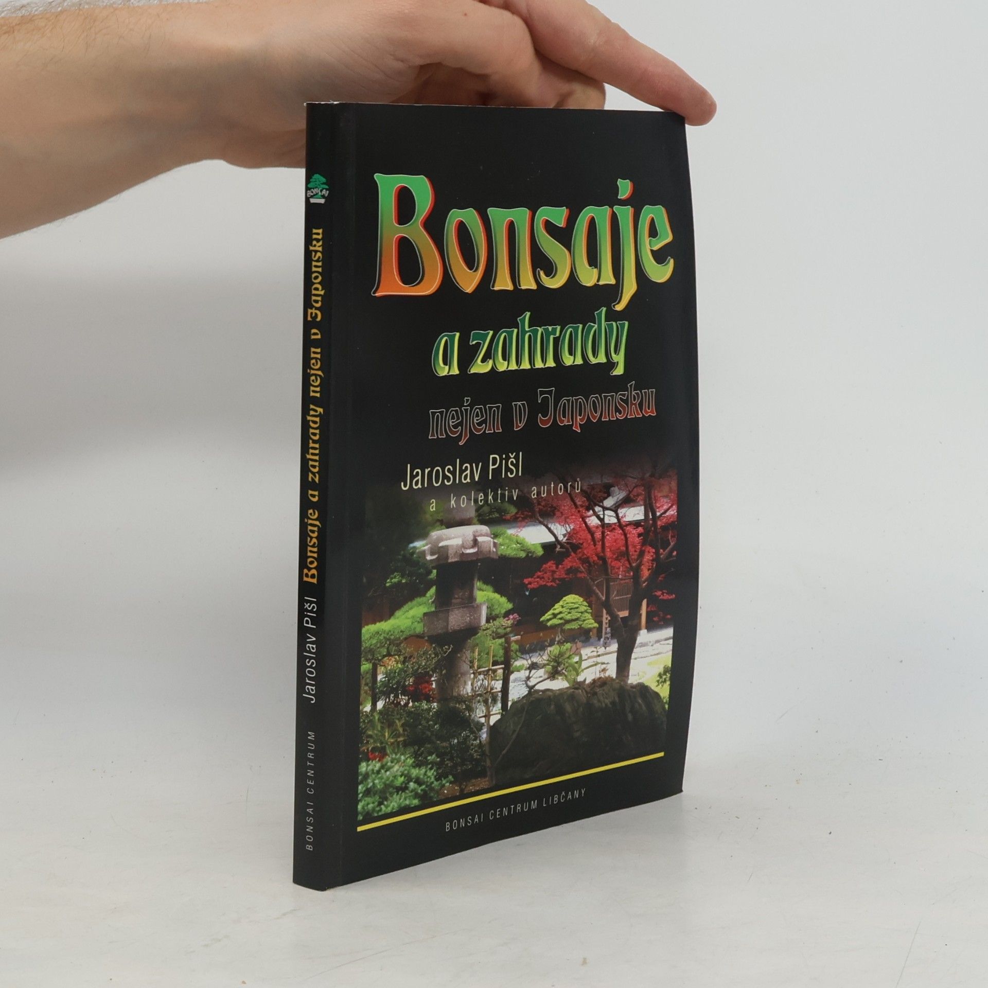 Bonsaje a zahrady