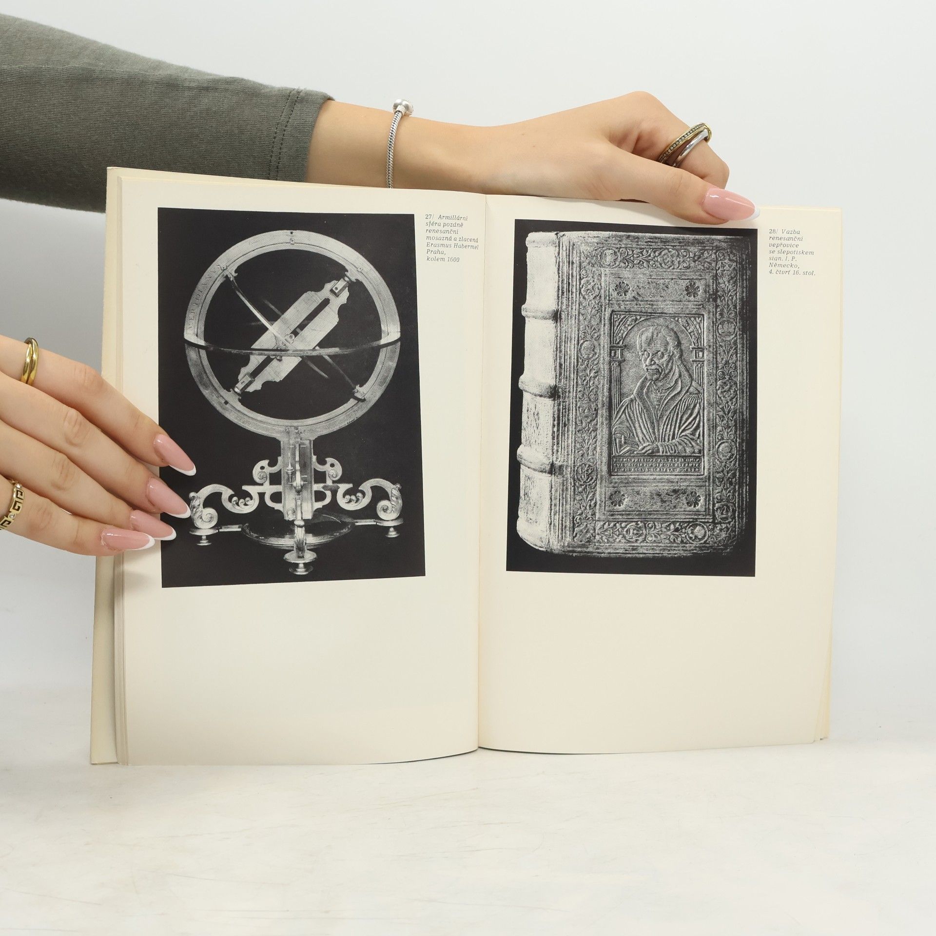 Various authors Mistrovská díla ze sbírek Uměleckoprůmyslového muzea v Praze