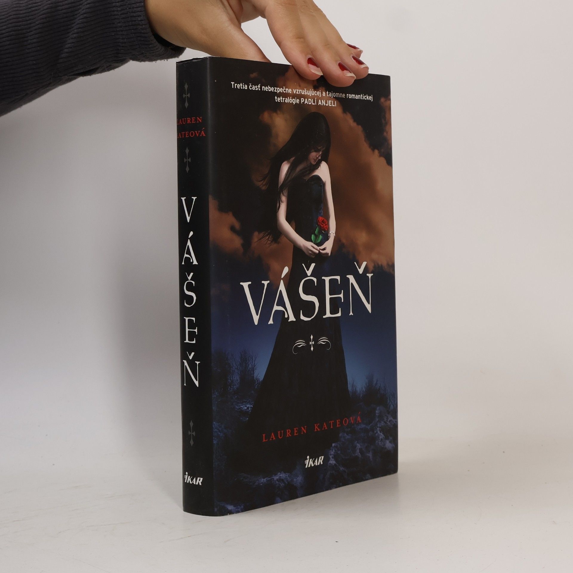 Lauren Kate Vášeň