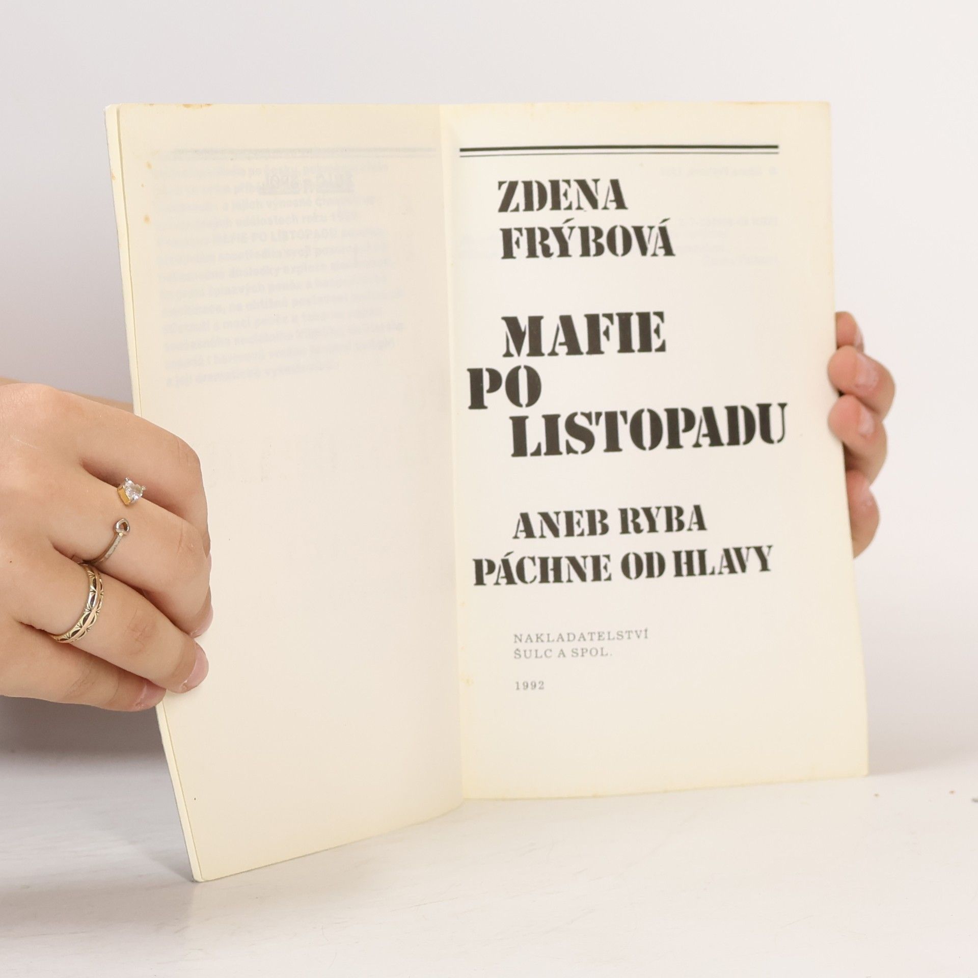 Zdena Frýbová Mafie po listopadu aneb Ryba páchne od hlavy