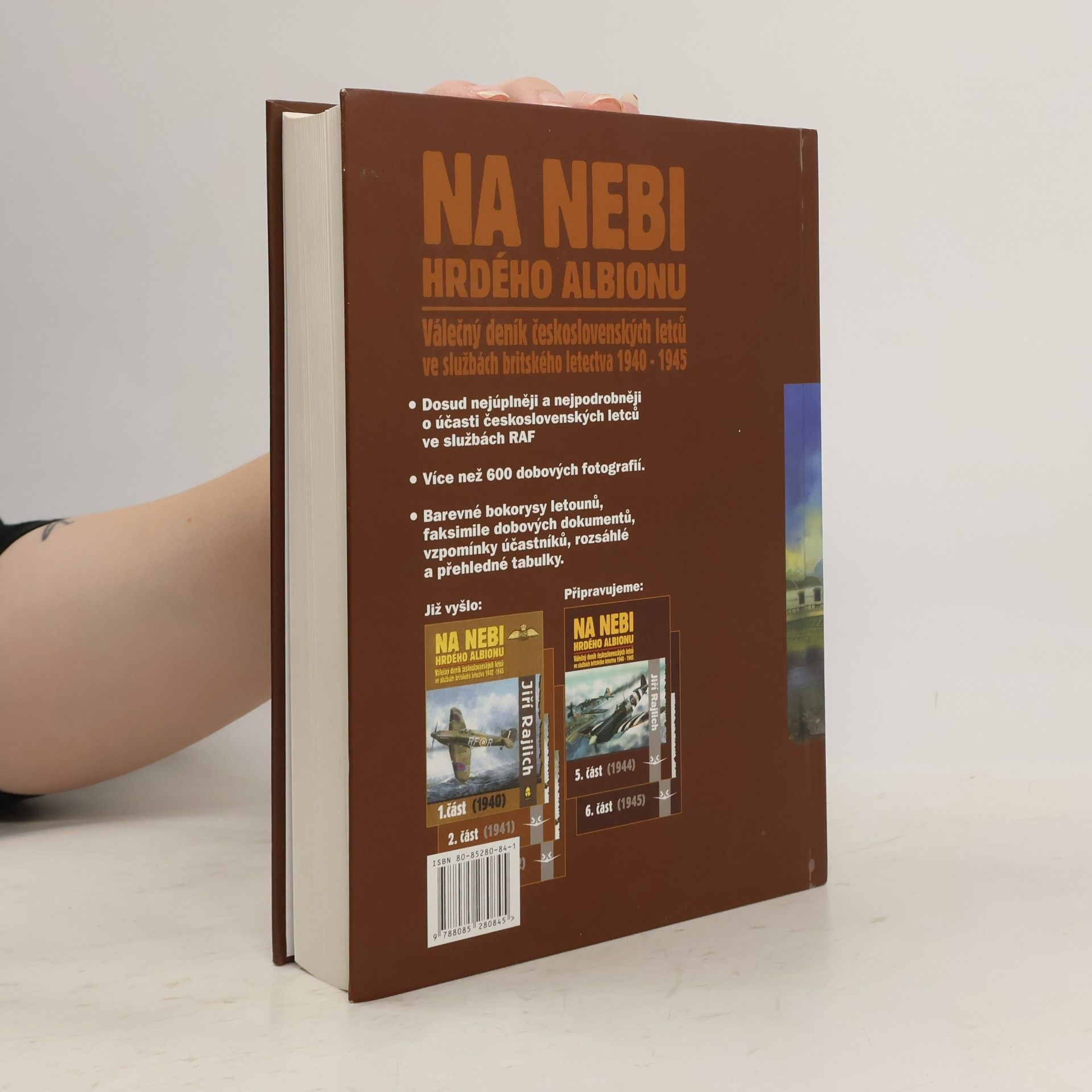 Jiří Rajlich Na nebi hrdého Albionu: 4. část, 1943