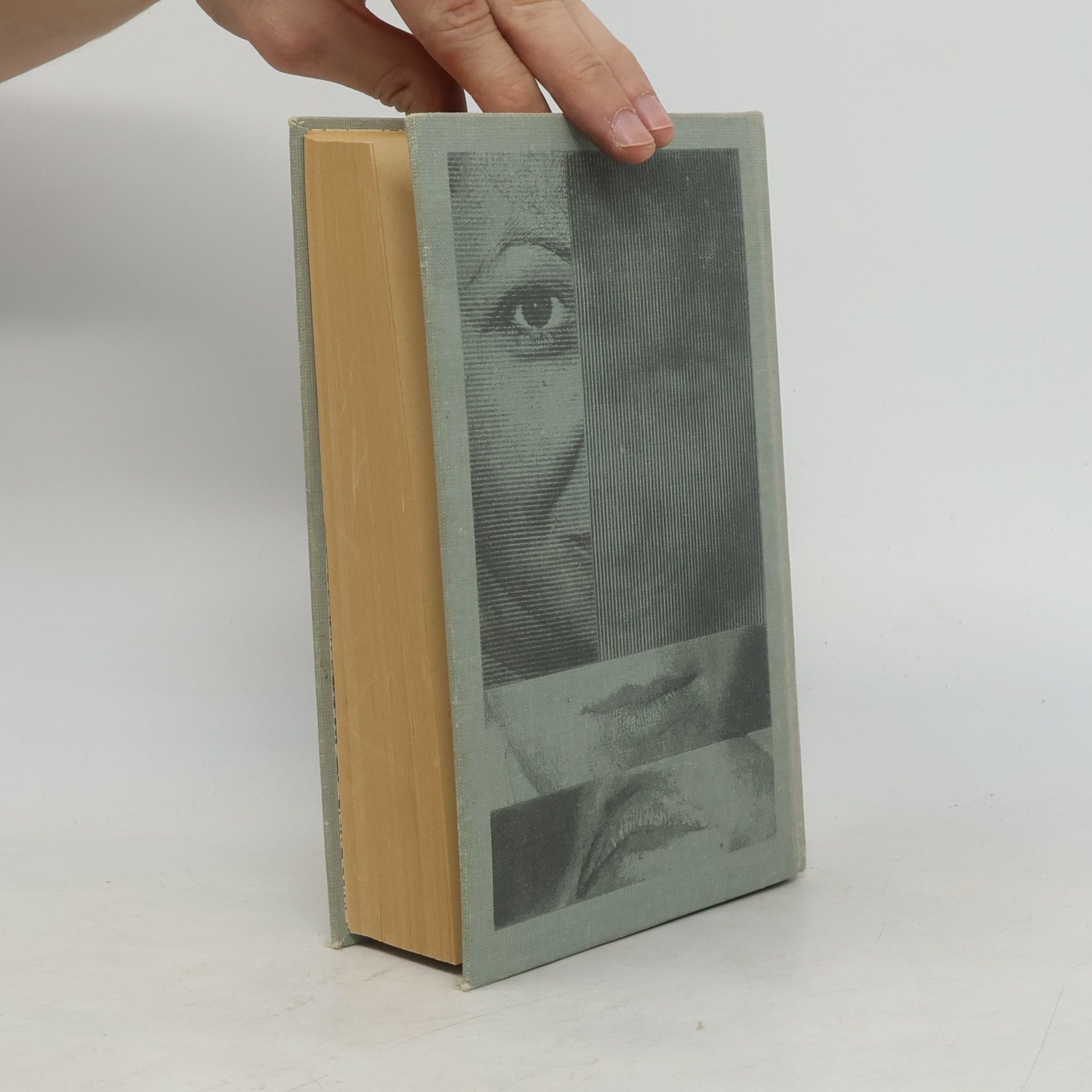 Margaret Yorke Třikrát ve vážném podezření