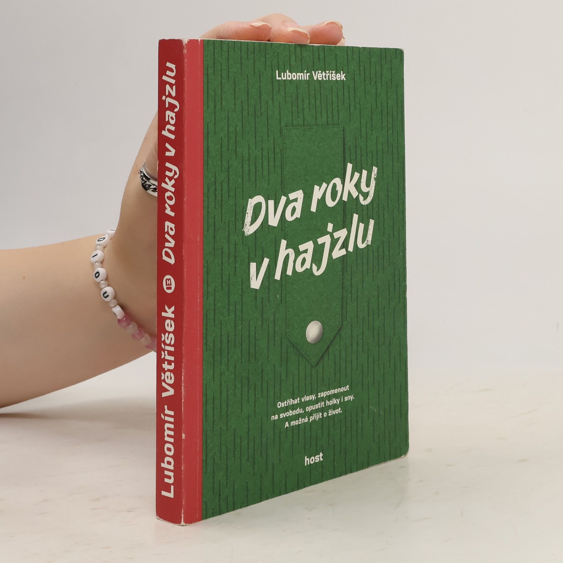 Dva roky v hajzlu