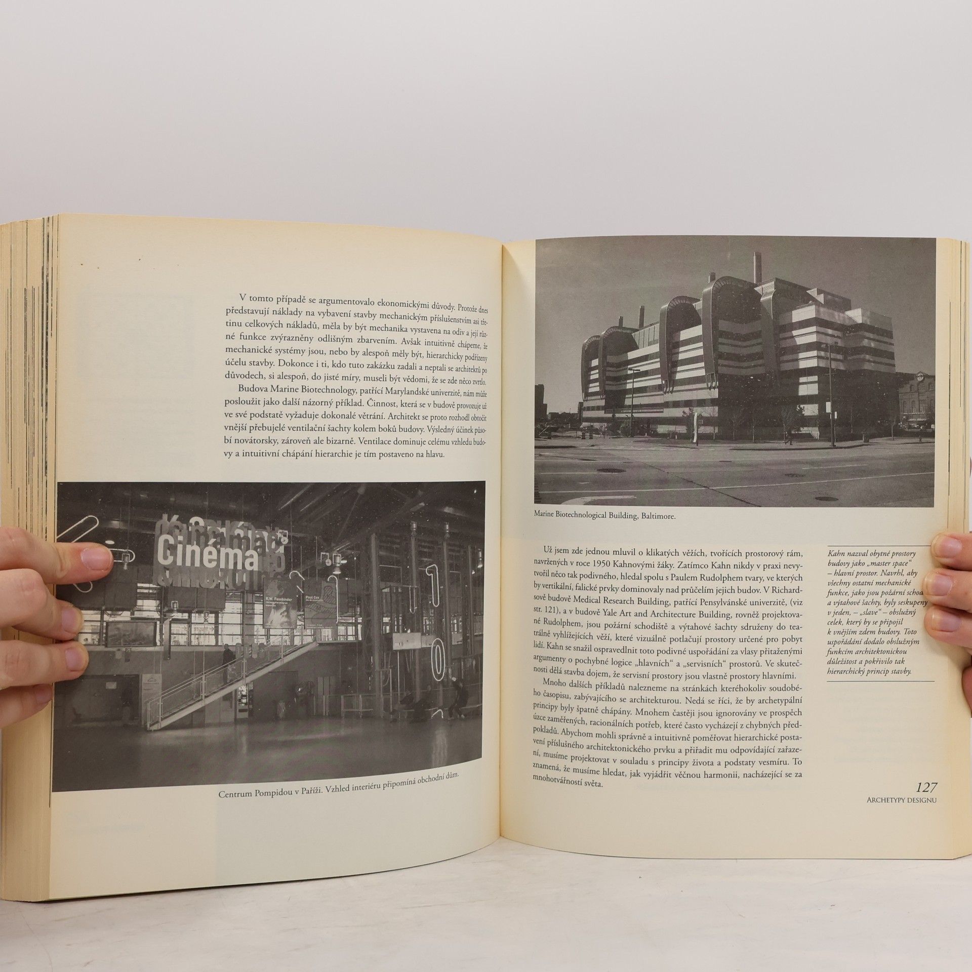 Herbert Bangs Návrat posvátné architektury: Zlatý řez a konec modernismu