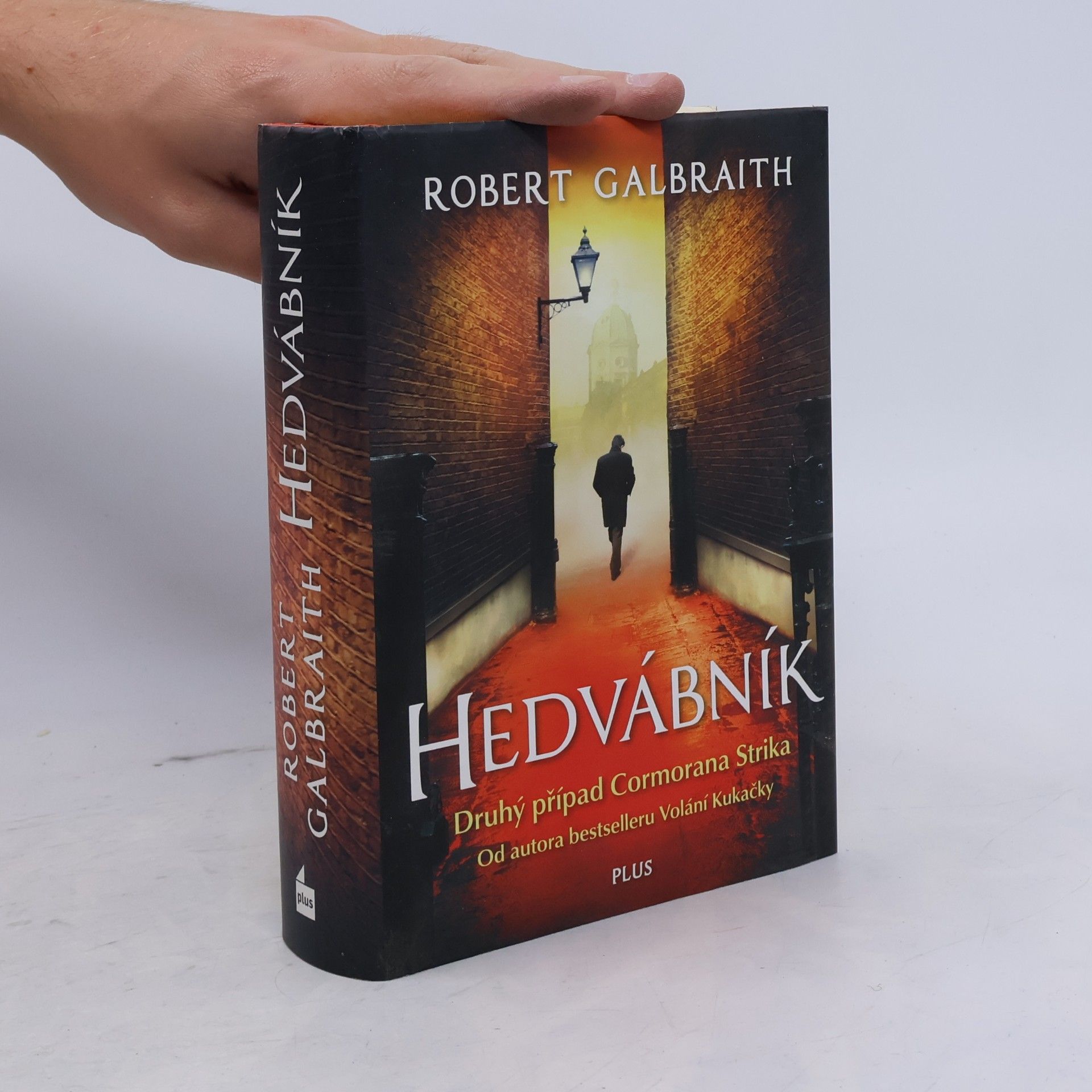 J. K. Rowling Hedvábník