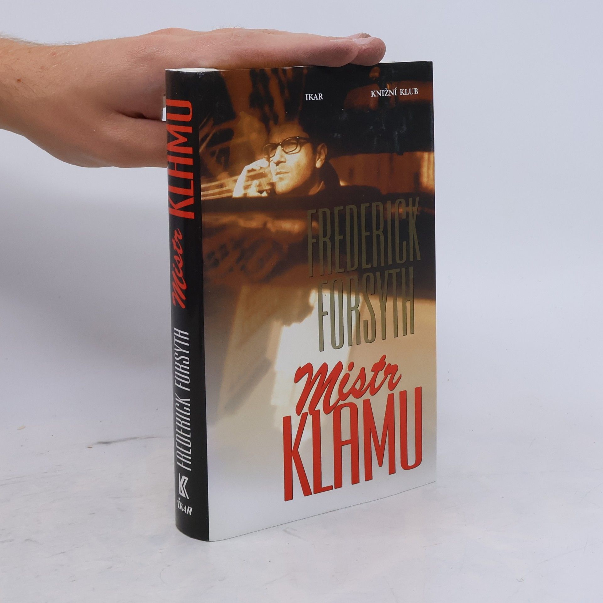 Frederick Forsyth Mistr klamu