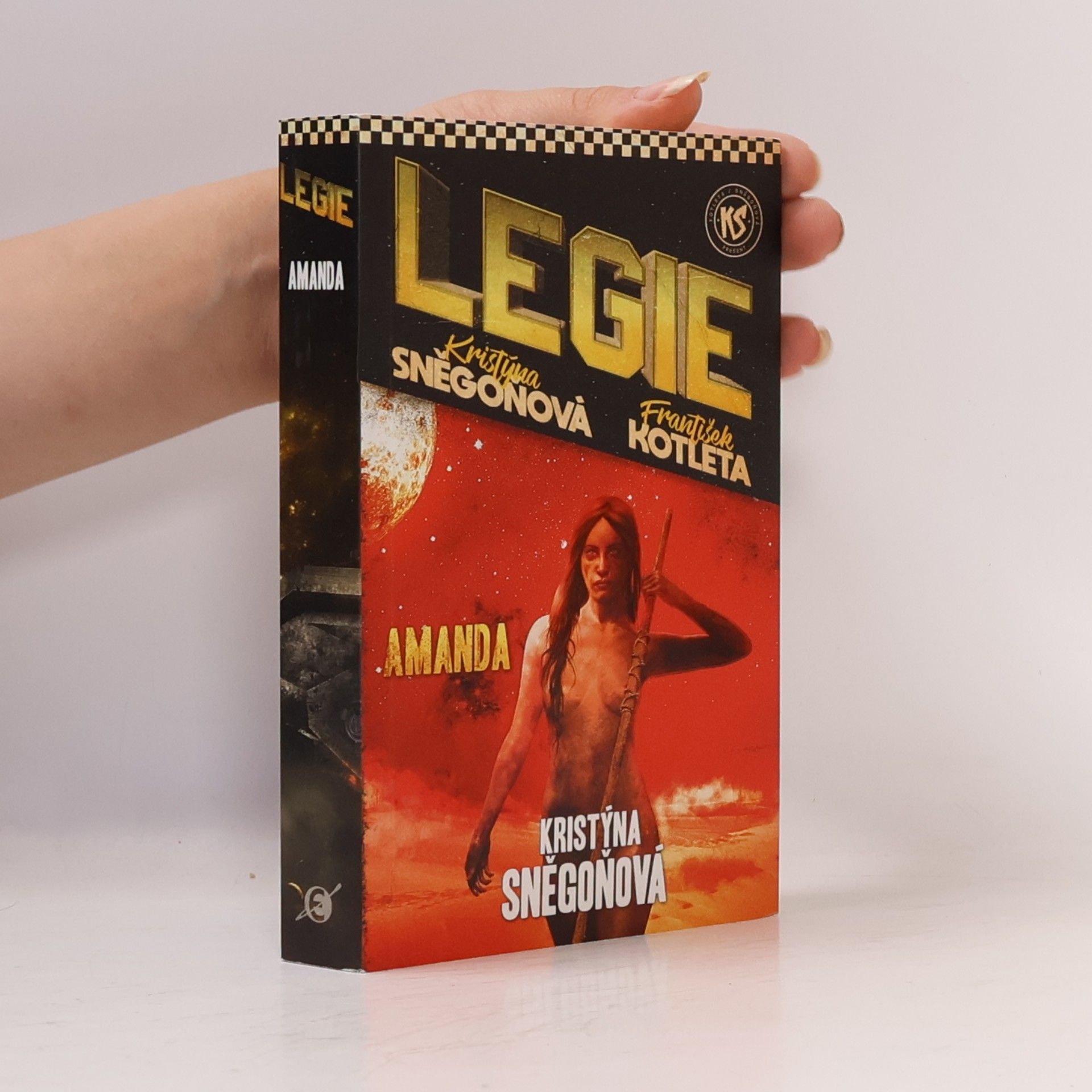Kristýna Sněgoňová Legie. Amanda