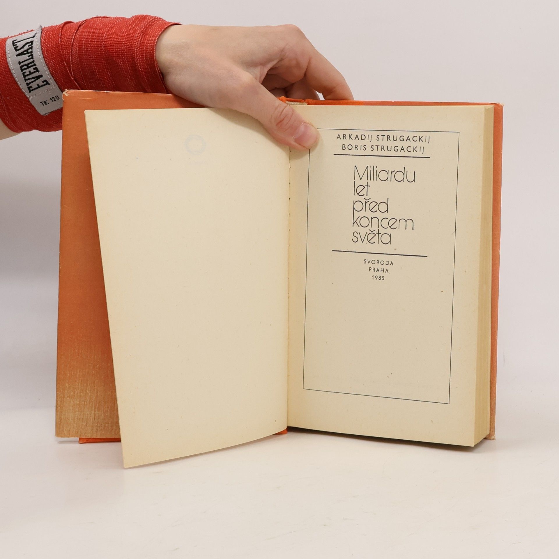 Arkady Strugatsky Miliardu let před koncem světa