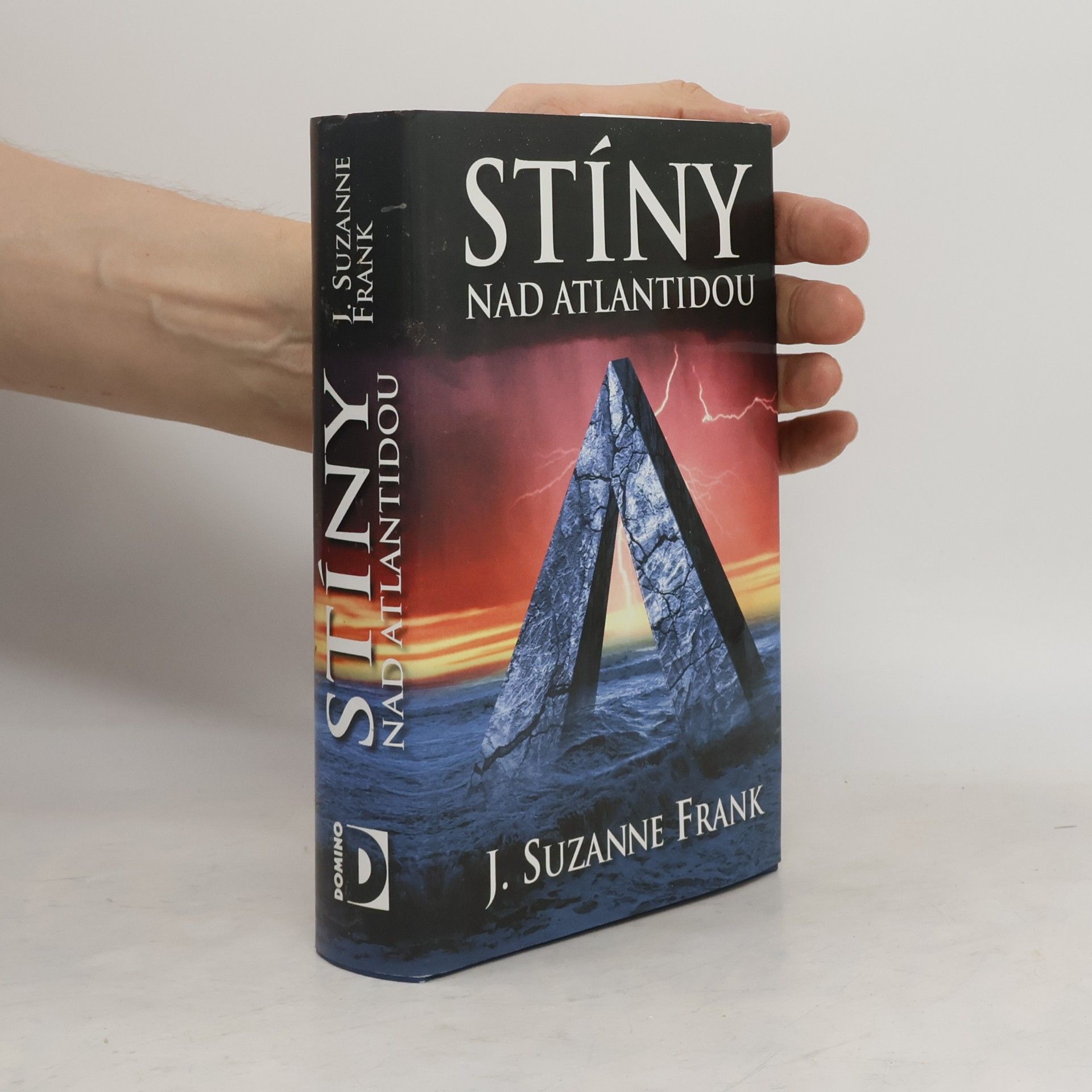 Suzanne Frank Stíny nad Atlantidou