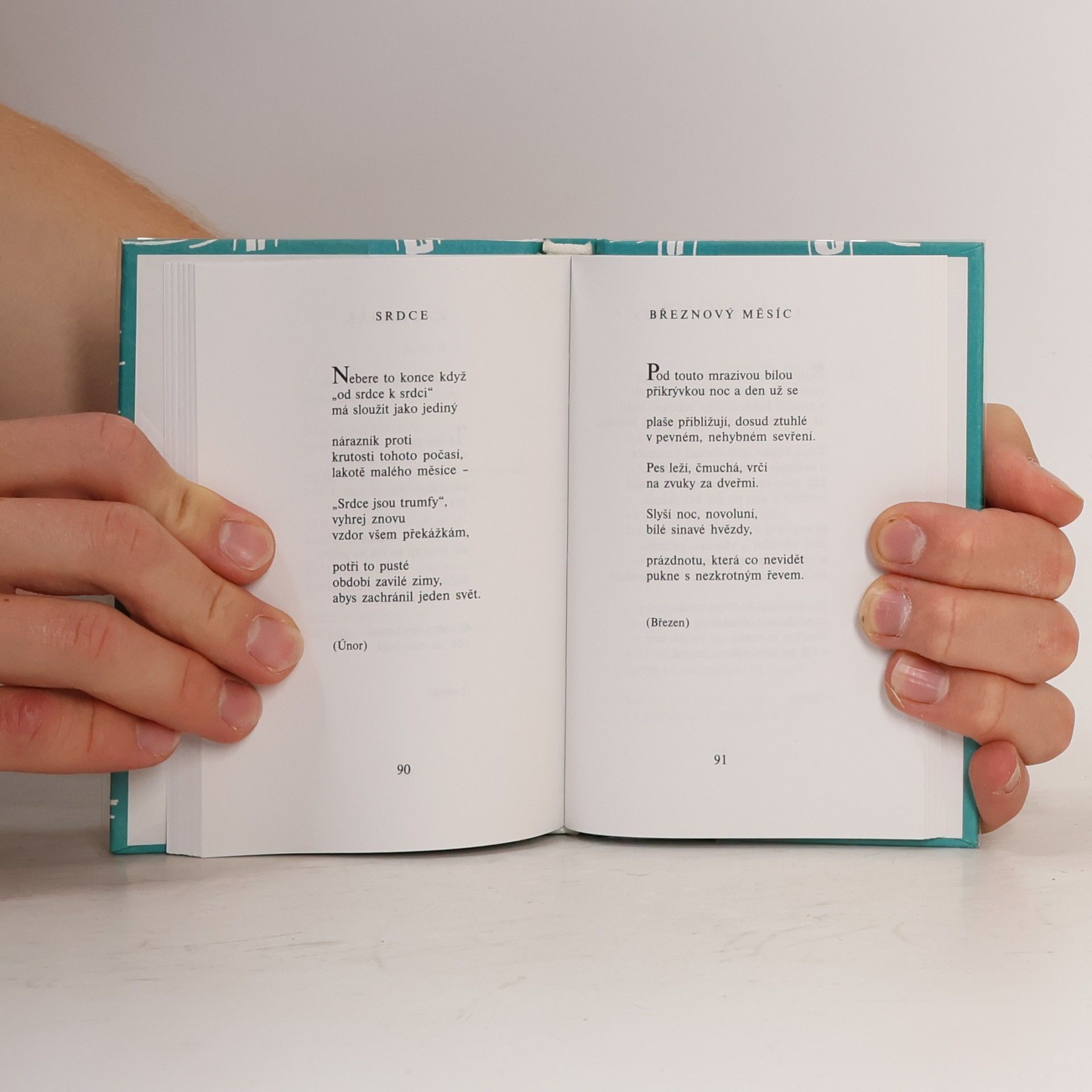 Robert Creeley Zahrady paměti