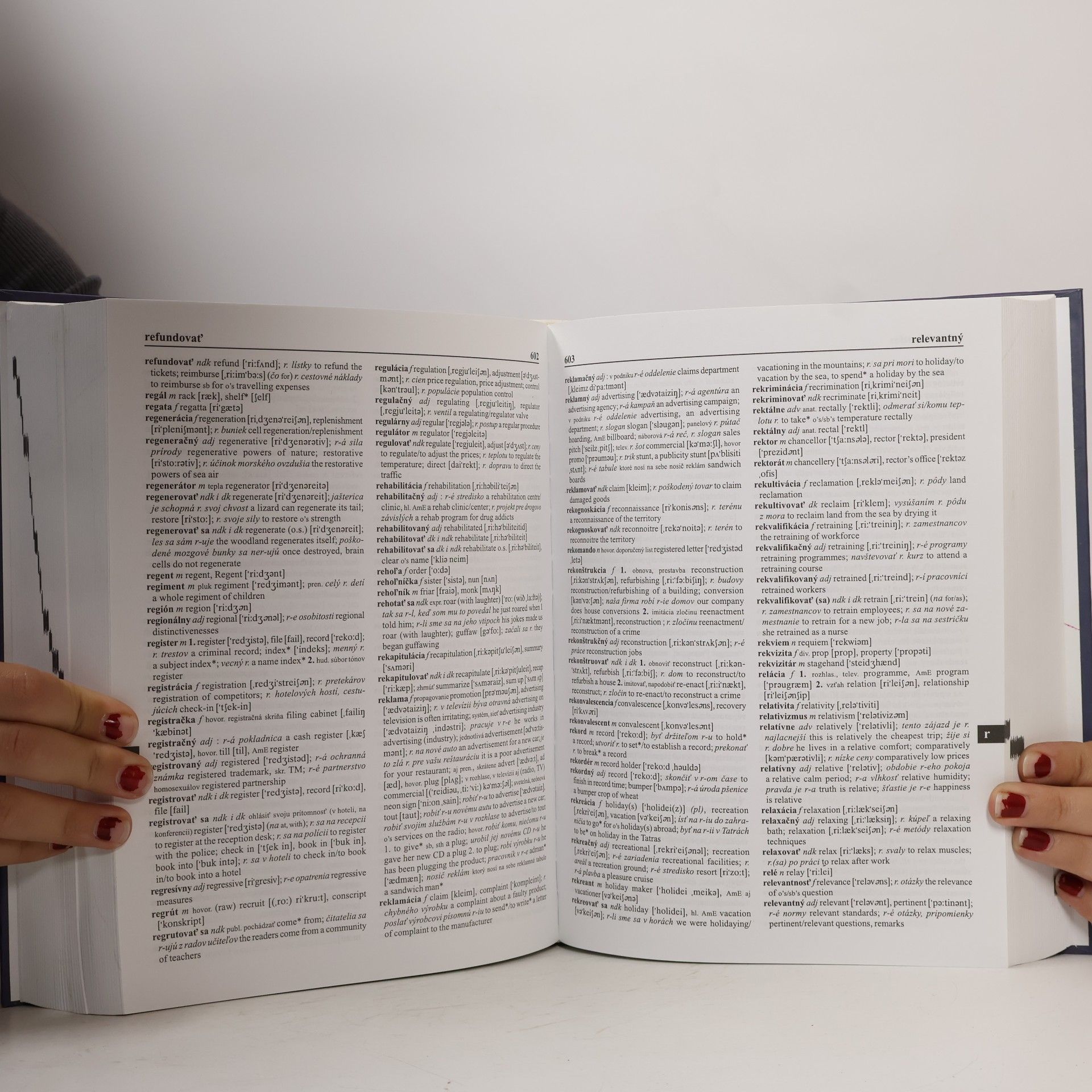 Various authors Slovensko-anglický slovník