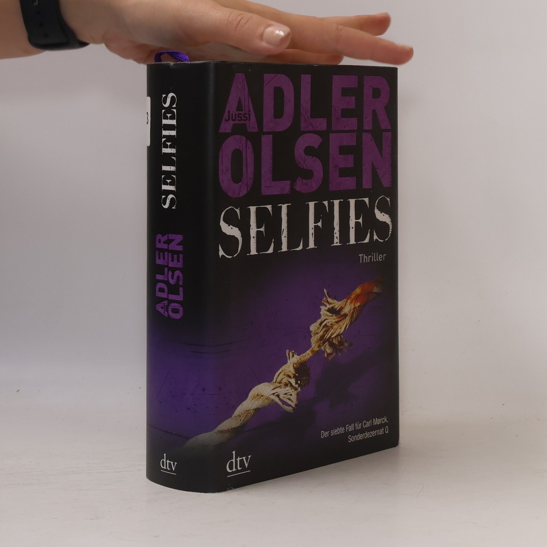 Jussi Adler Olsen Selfies