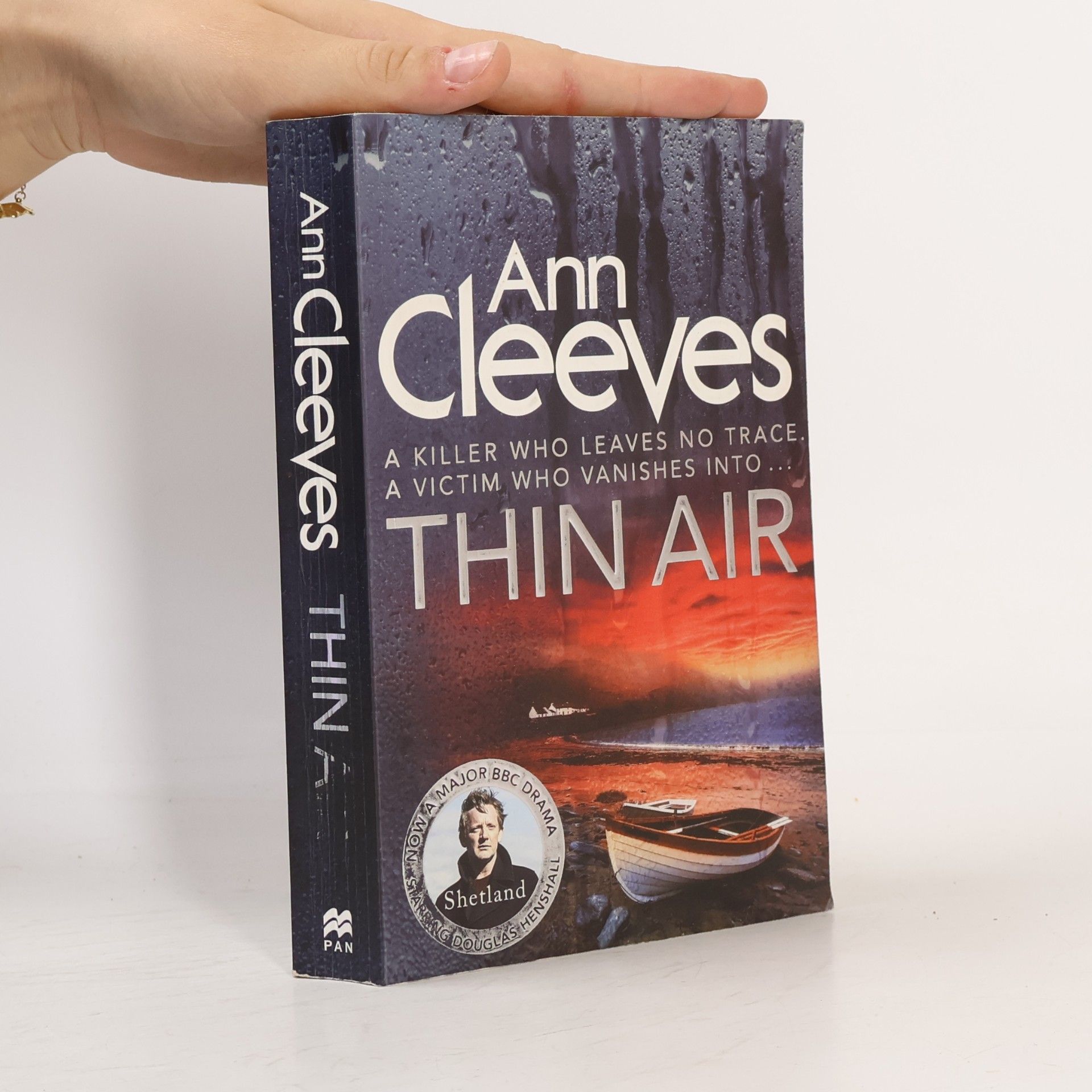 Ann Cleeves Thin Air