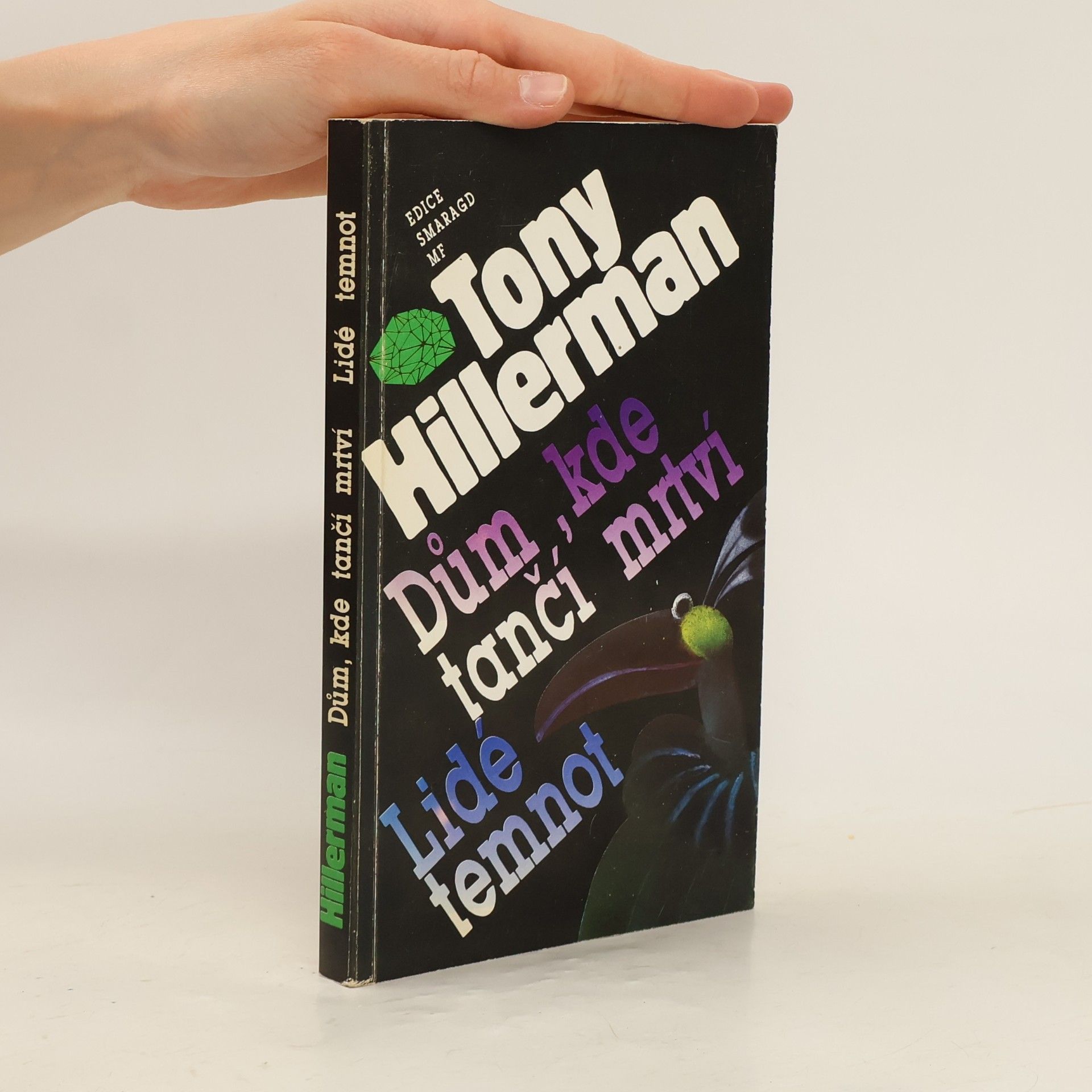 Tony Hillerman Dům, kde tančí mrtví ; Lidé temnot