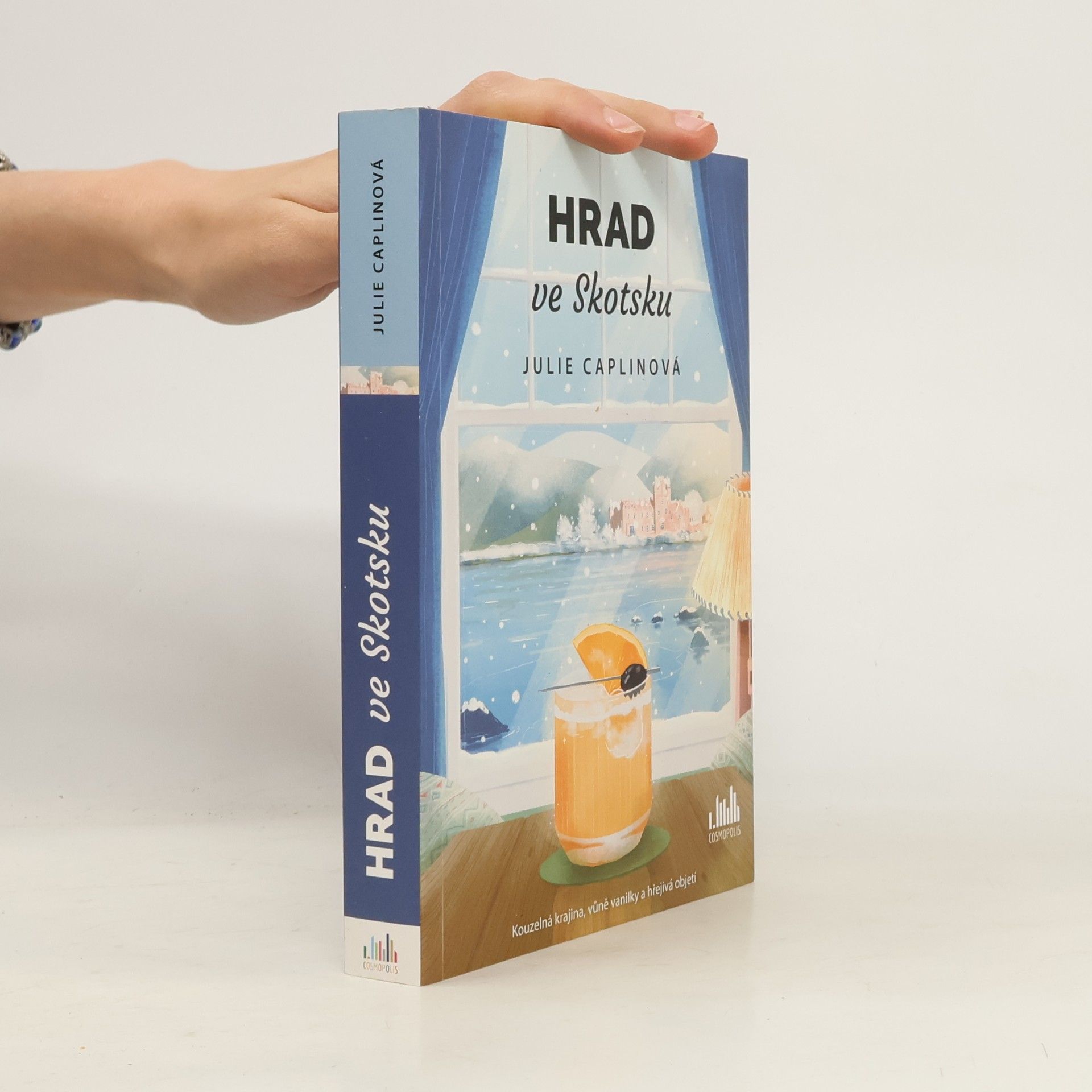 Julie Caplinová Hrad ve Skotsku