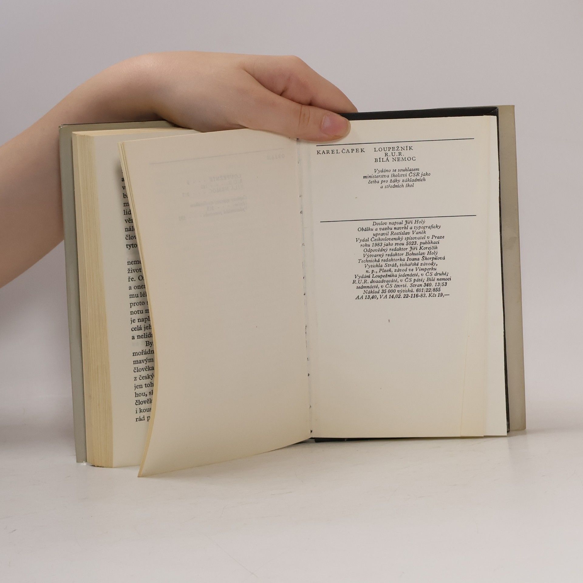 Karel Čapek Loupežník. R.U.R. Bílá nemoc