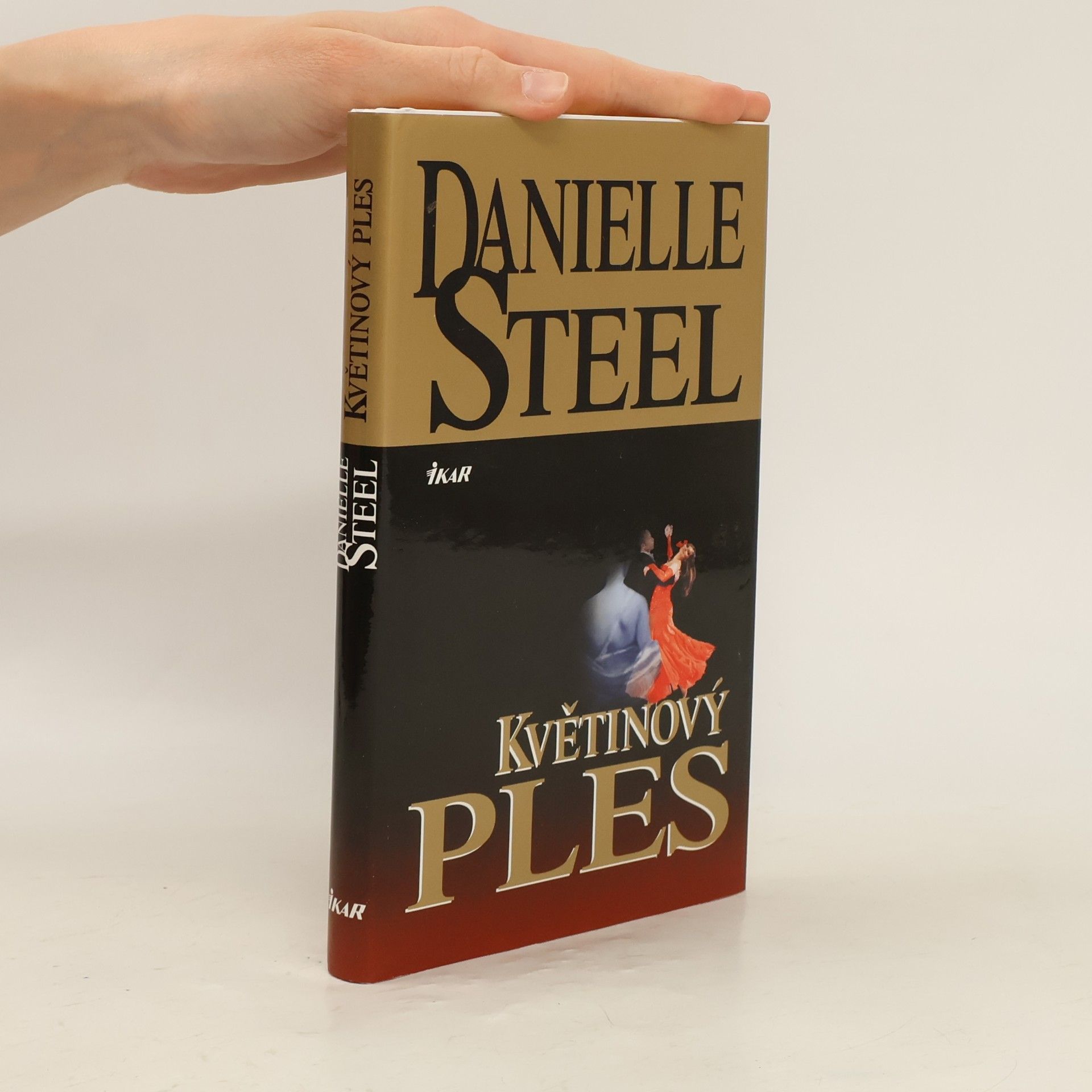Danielle Steel Květinový ples