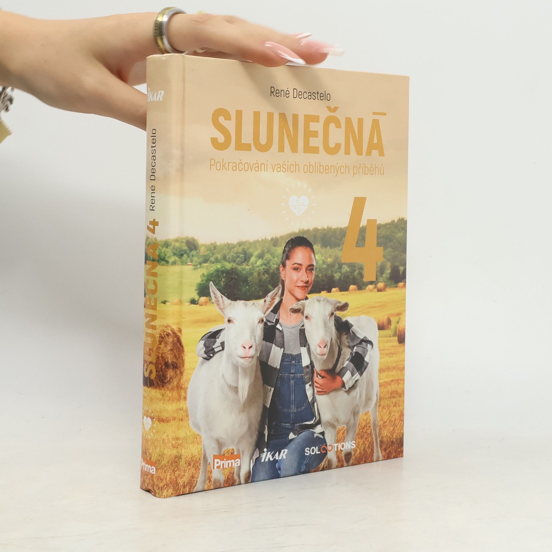 Božena Svárovská Slunečná : další pokračování vašich oblíbených příběhů. 4