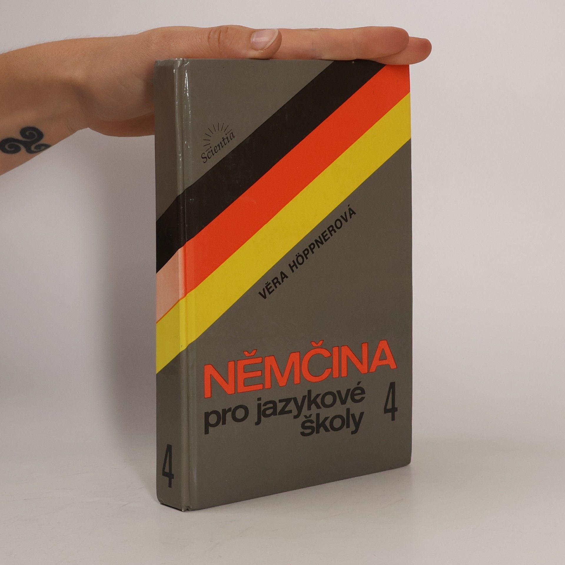 Němčina pro jazykové školy. 4