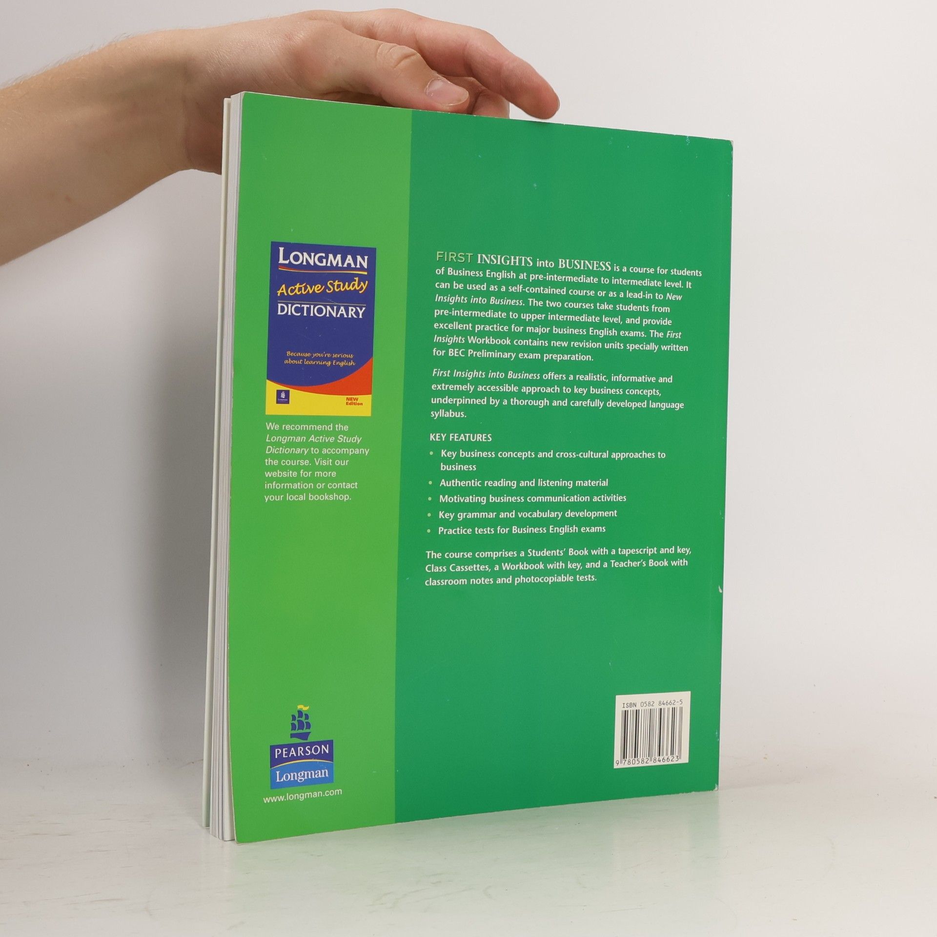 Sue Robbins First insights into business : students' book