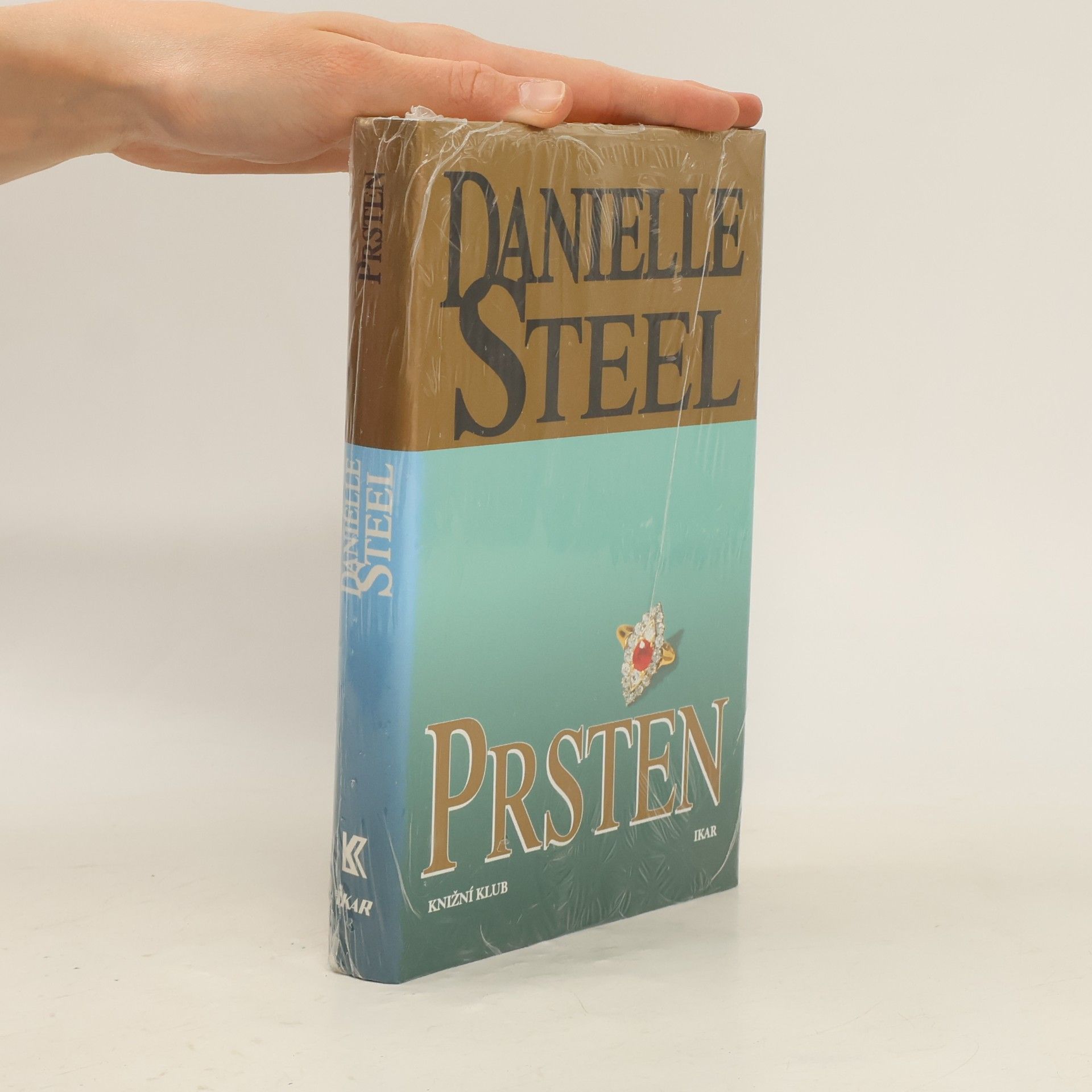 Danielle Steel Prsten