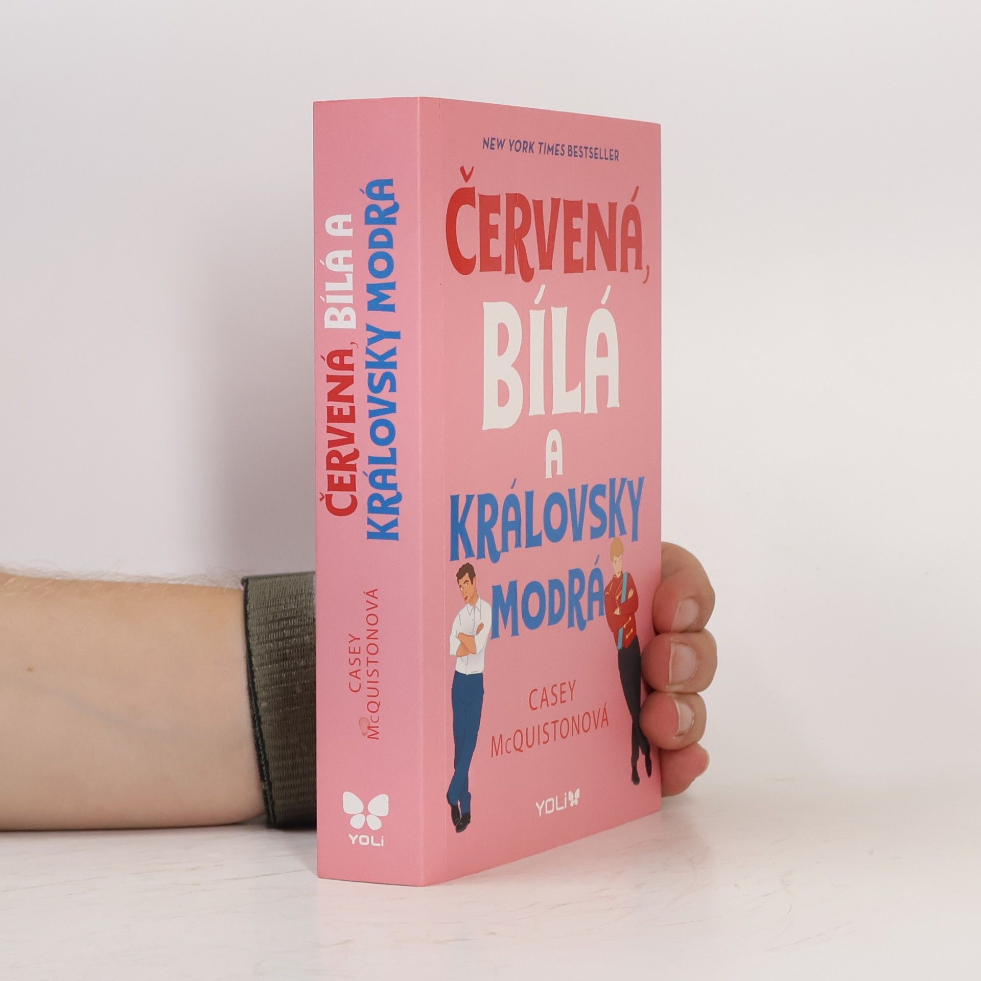 Casey McQuiston Červená, bílá a královsky modrá