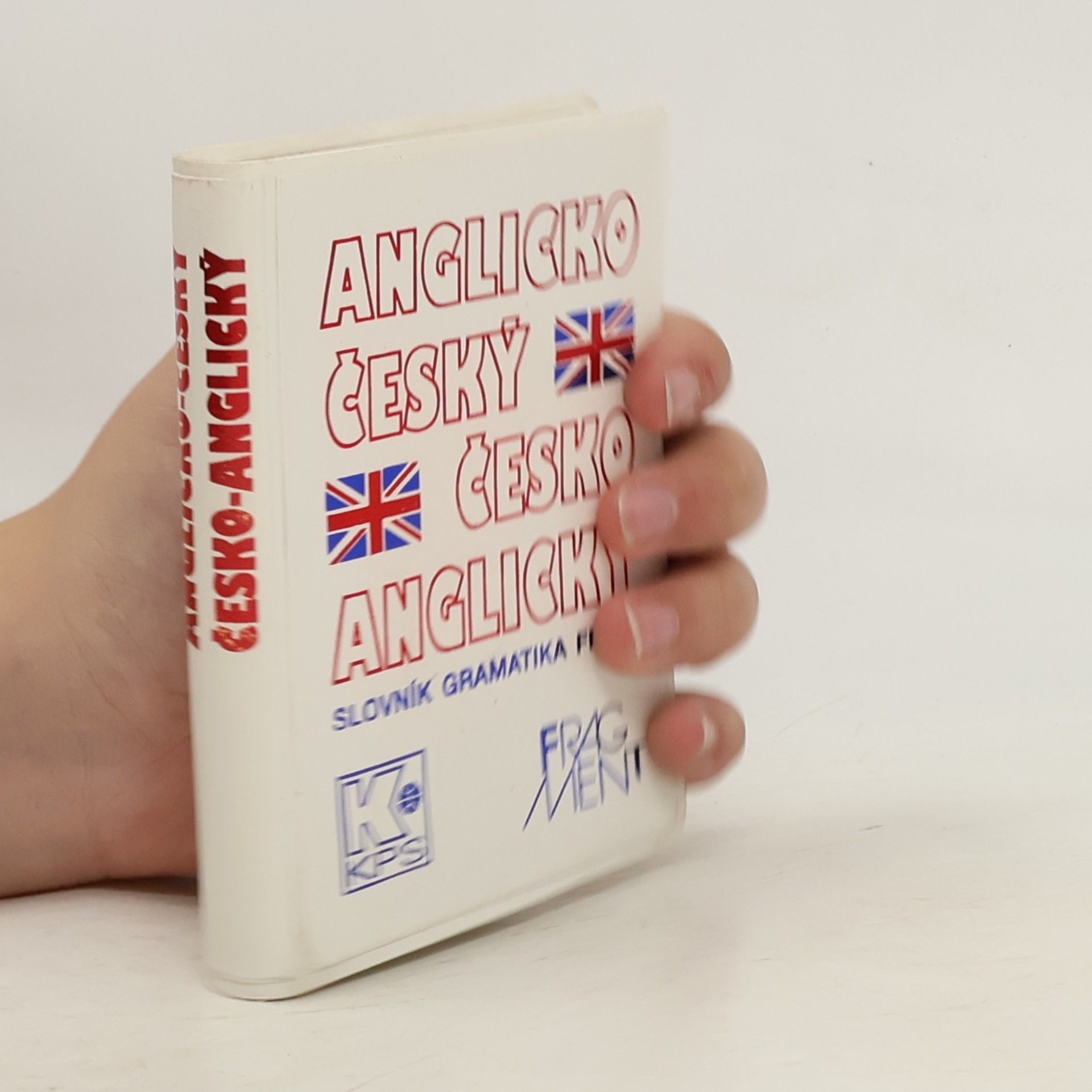 Martin Knezovič Kapesní anglicko-český, česko-anglický slovník