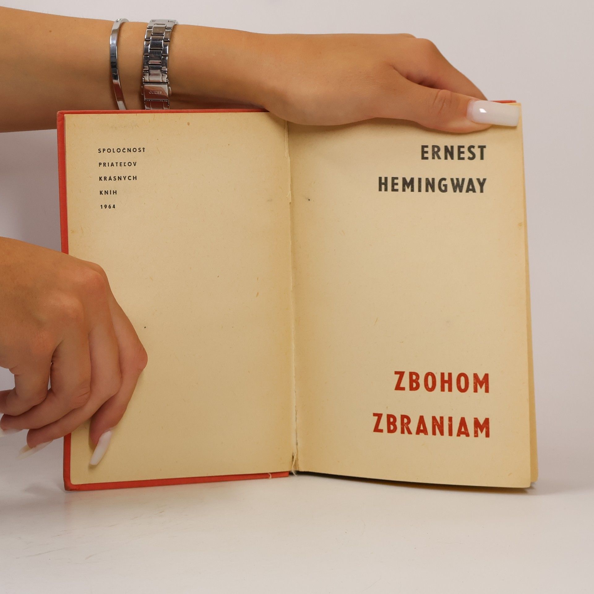 Ernest Hemingway Zbohom zbraniam