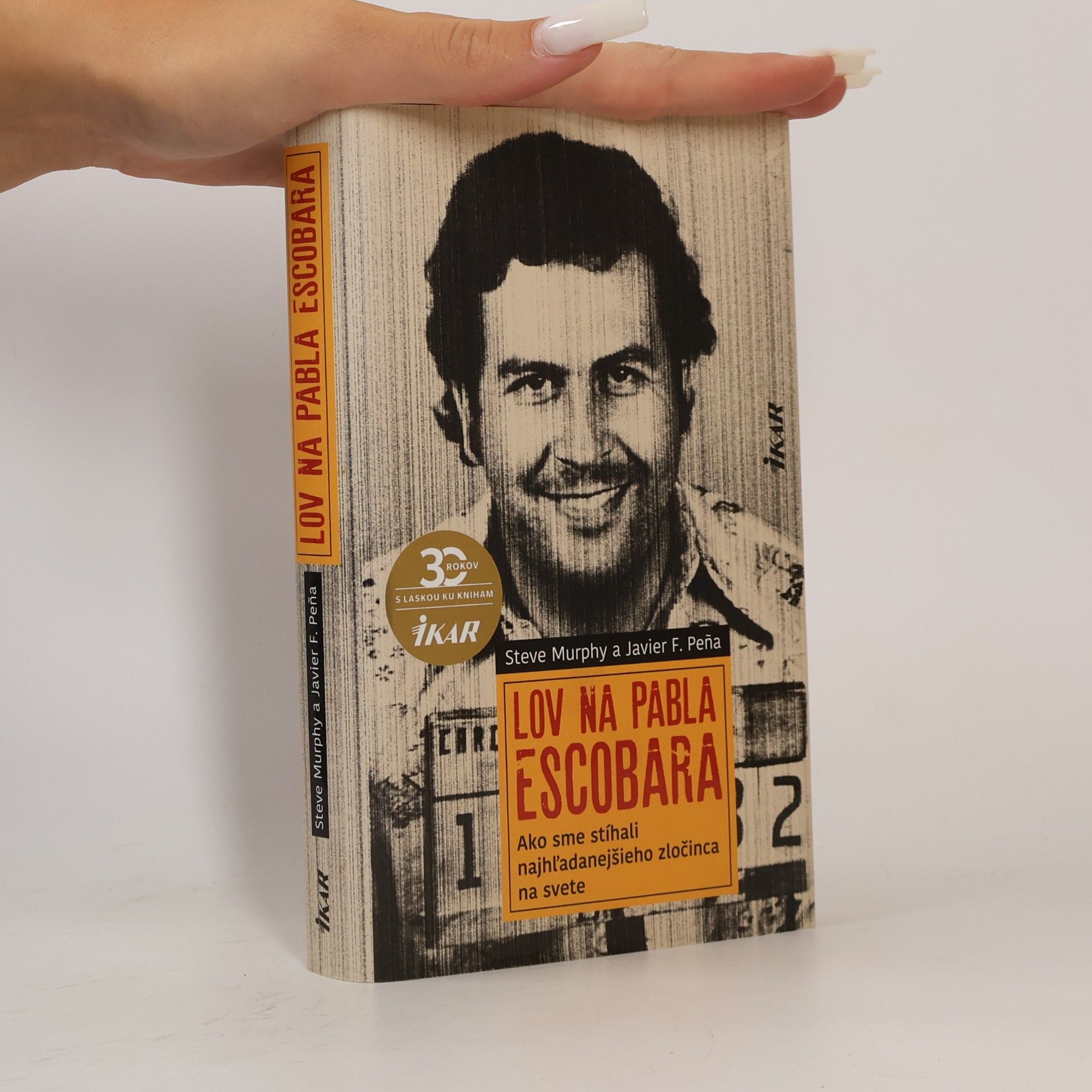 Javier F. Peña Lov na Pabla Escobara