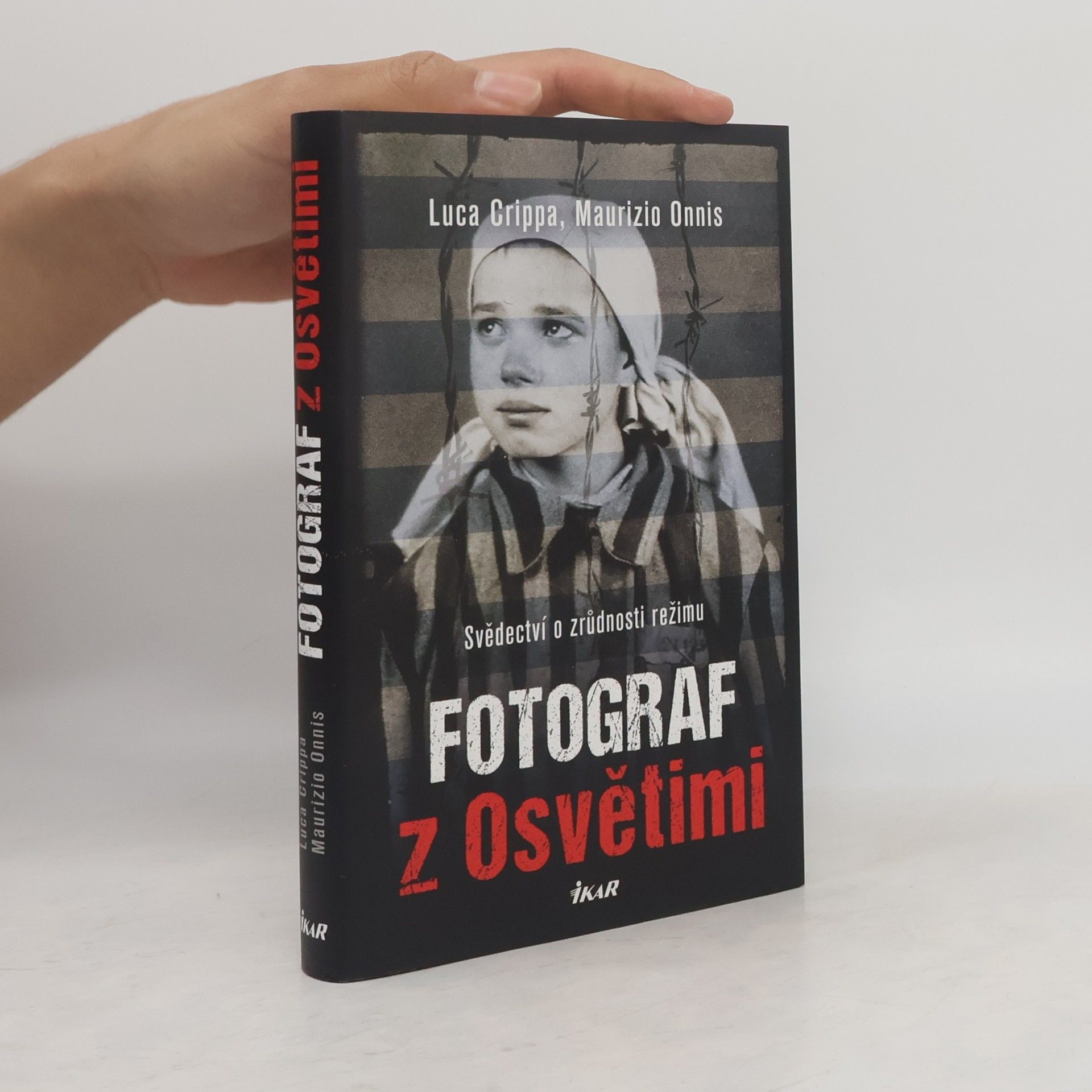 Luca Crippa Fotograf z Osvětimi